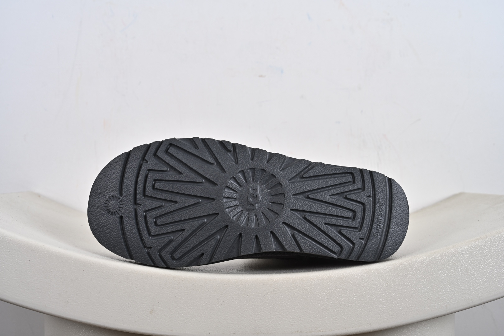 经典款 羊皮毛一体雪地靴 1002072