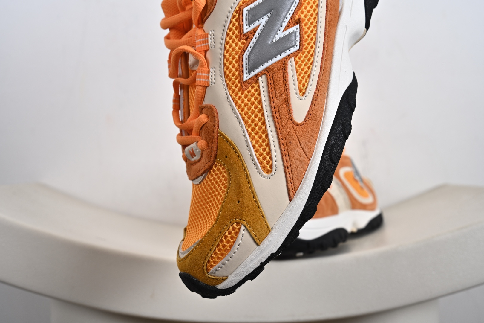 New Balance 204L系列 新百伦 薄底鞋 薄底皮质鞋带德训系 减震耐磨包裹性支撑轻便 低帮 生活休闲鞋 U204LMMA U204LKTI