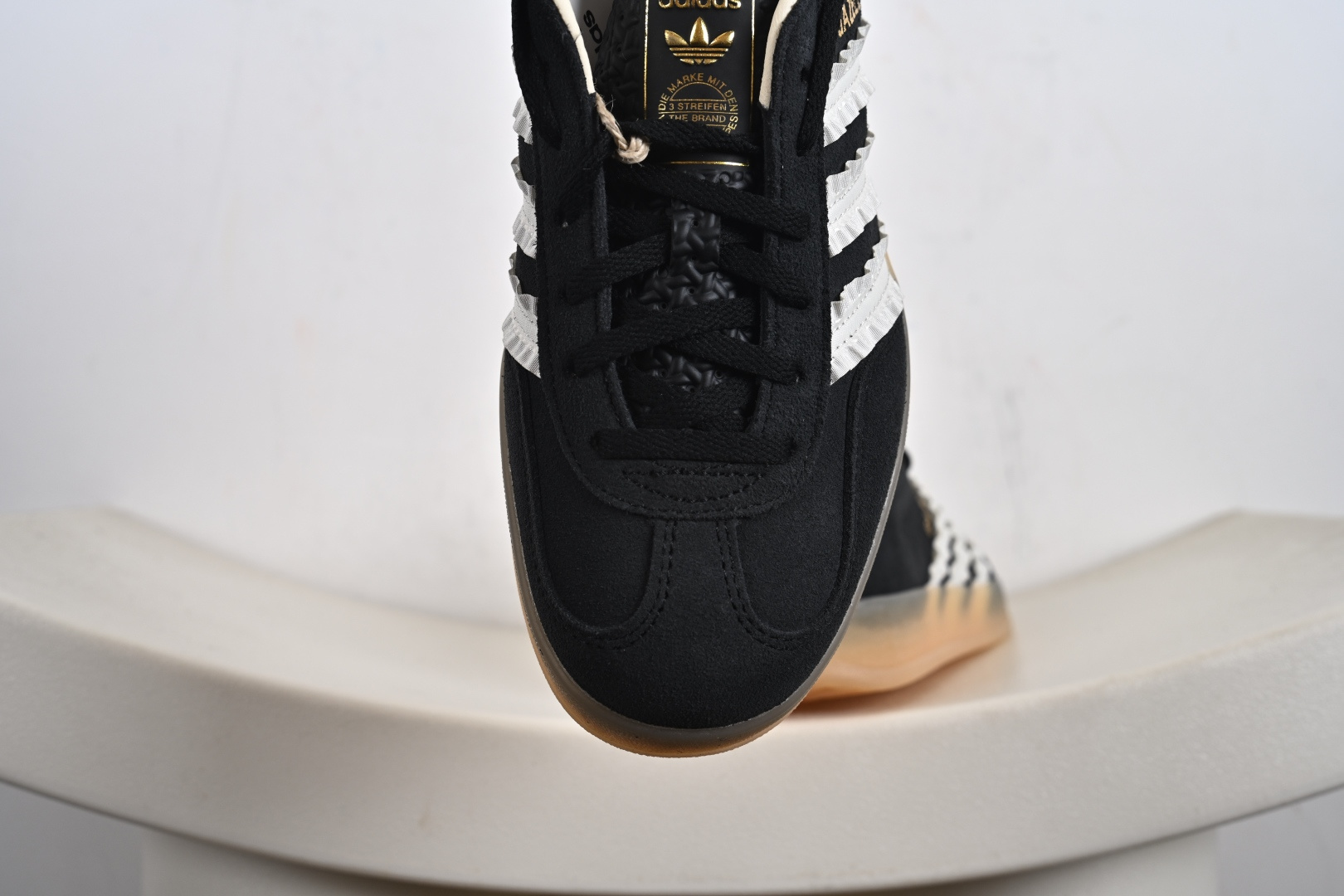 Adidas originals Gazelle Indoor 复古单品 JS1412