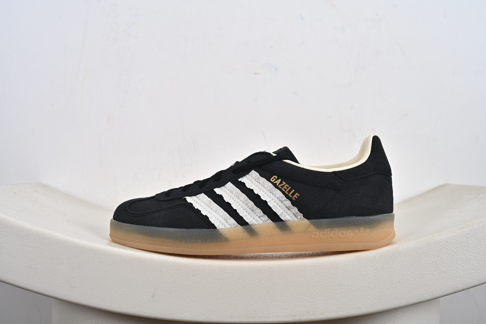 Adidas originals Gazelle Indoor 复古单品 JS1412