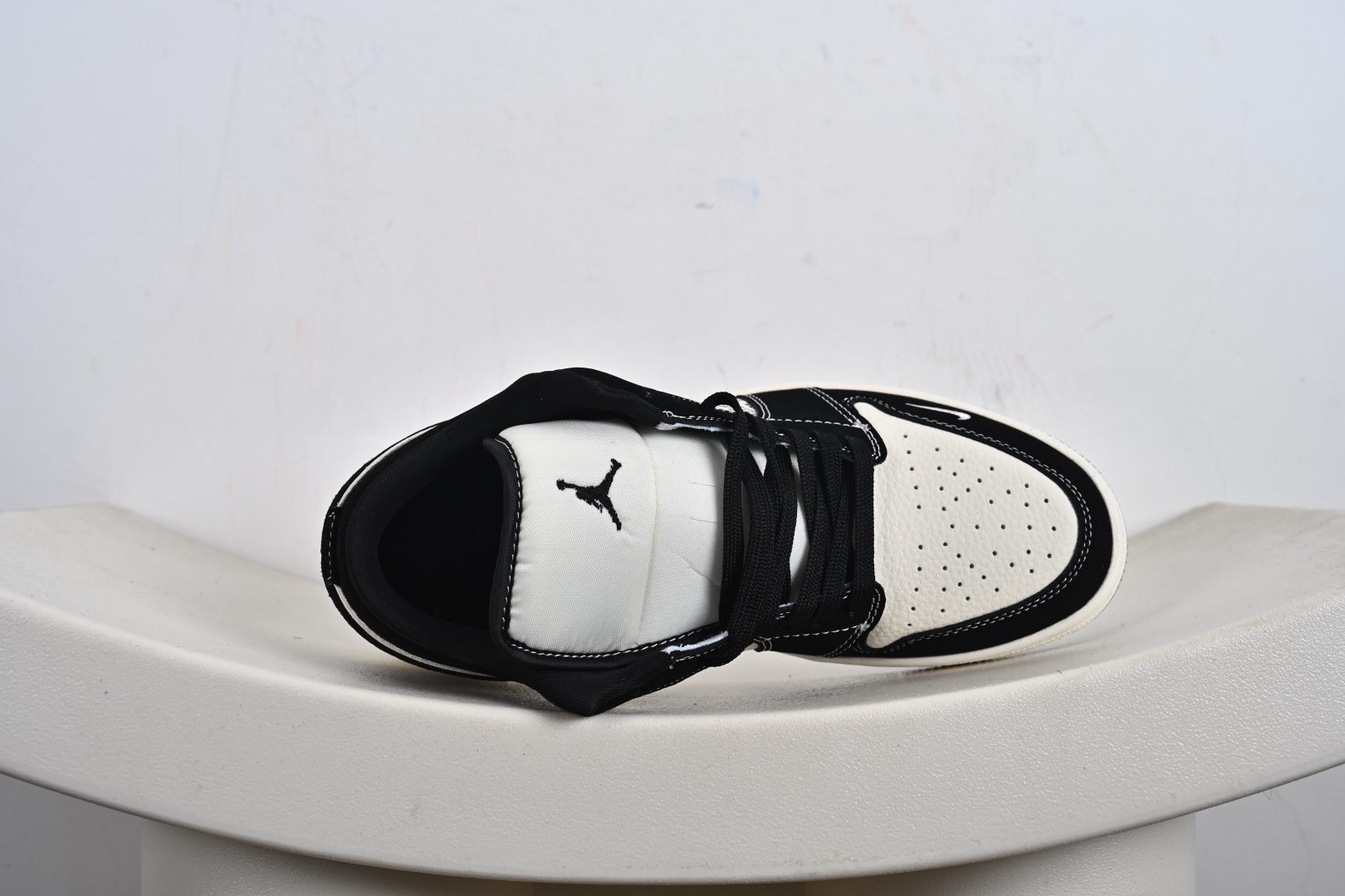 Air Jordan 1 Low × Chrome Hearts联名 高端定制 低帮复古篮球鞋 QJ2025-003