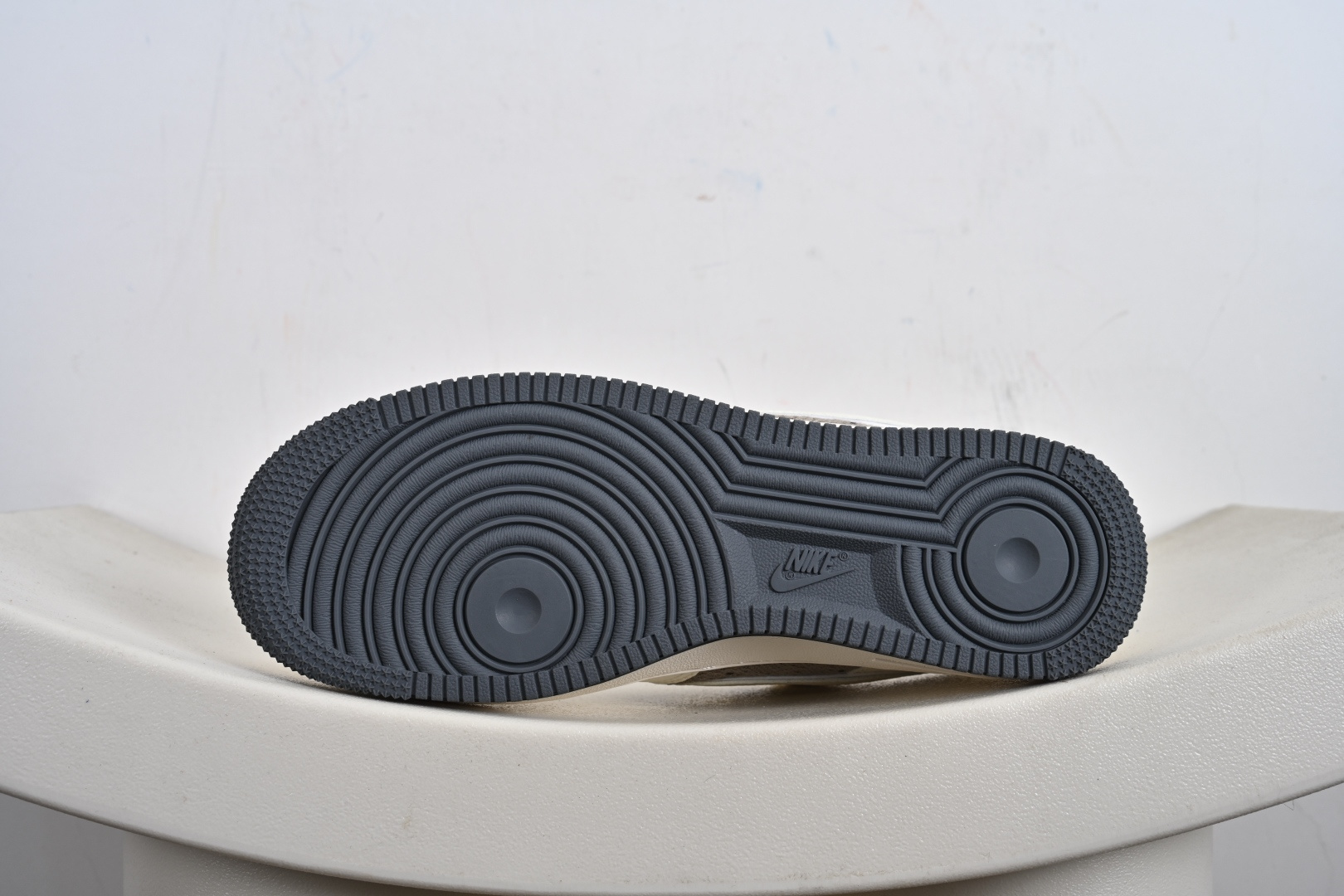 NK Air Force 1'07 Low Supreme联名 米灰帆布 空军一号低帮休闲板鞋 XX3168-210