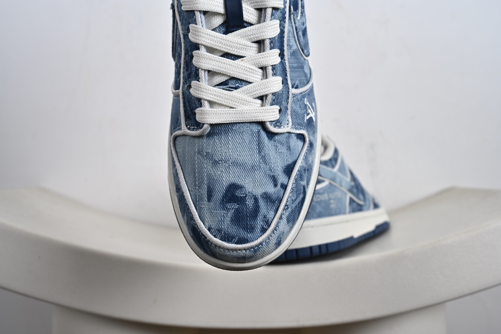 NK SB Dunk Low 联名 淡蓝牛仔 周年高端定制 低帮休闲板鞋 SC0601-468