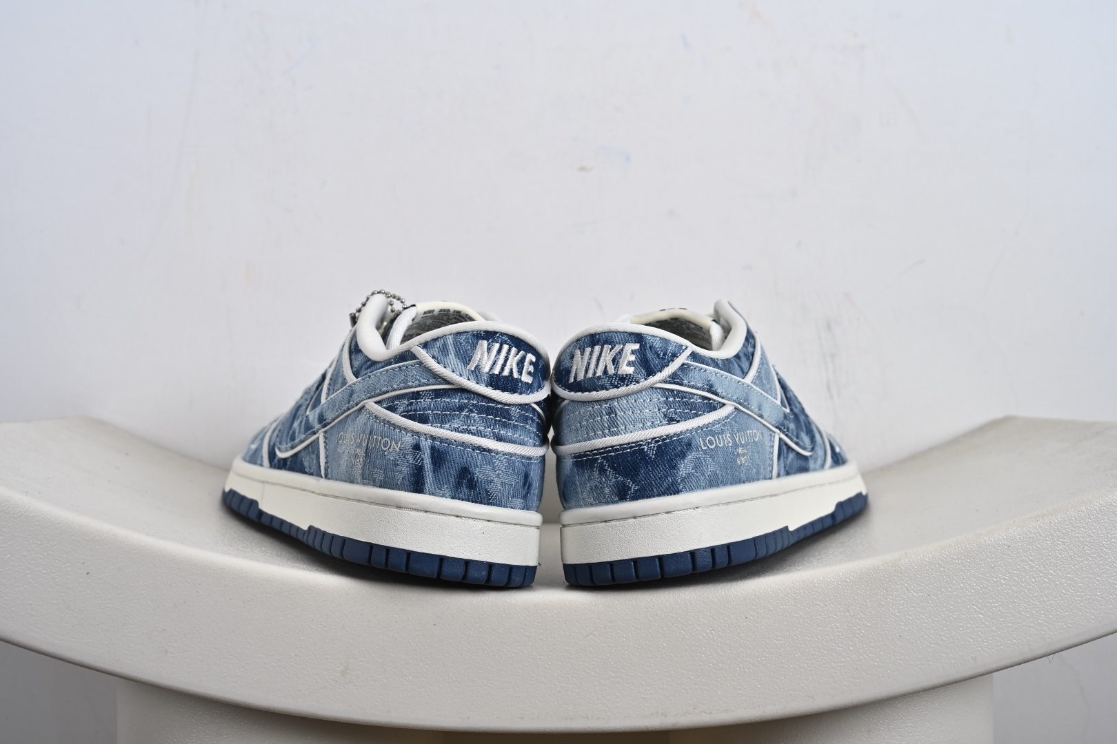 NK SB Dunk Low 联名 淡蓝牛仔 周年高端定制 低帮休闲板鞋 SC0601-468