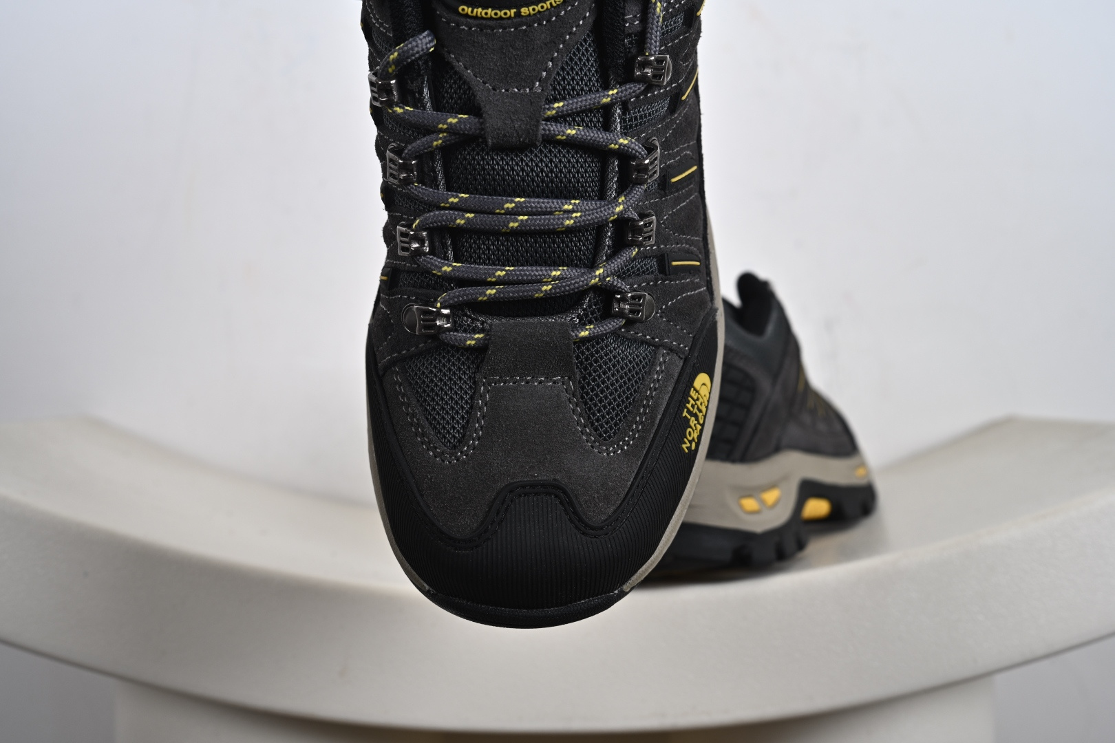 240 著名户外品牌-北面/The North Face Cedar Mesa Low 雪松梅萨系列低帮系带户外风徒步登山运动训练鞋