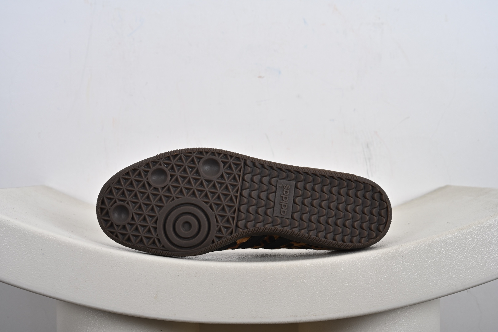 Adidas Samba 阿迪三叶草休闲板鞋 JI2735-Top High Quatity Cheap Sneakers Fashion Clothing Clothes Bags handbags Shoes of all Brand wholesale With The best Quality And Beautiful Price from China Factory Chinese suppliers wholesaler seller Adidas Samba 阿迪三叶草休闲板鞋 JI2735