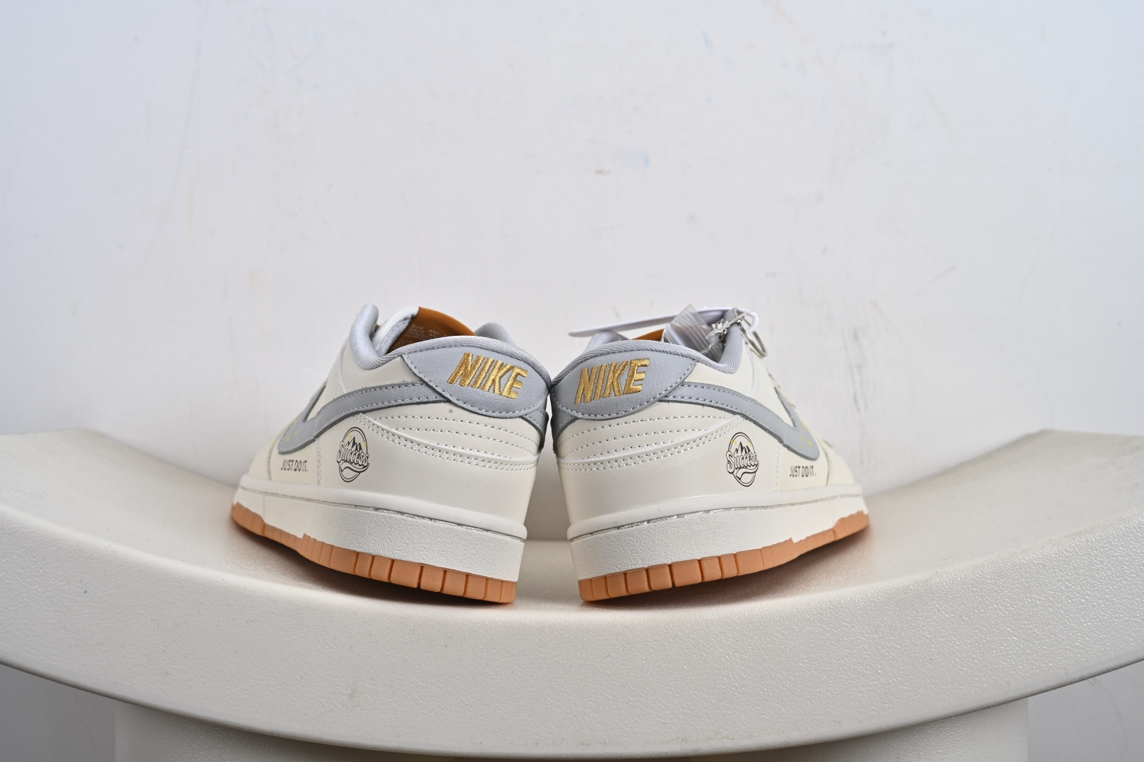 Nike SB Dunk Low ”Ju Do It” LW1818-122