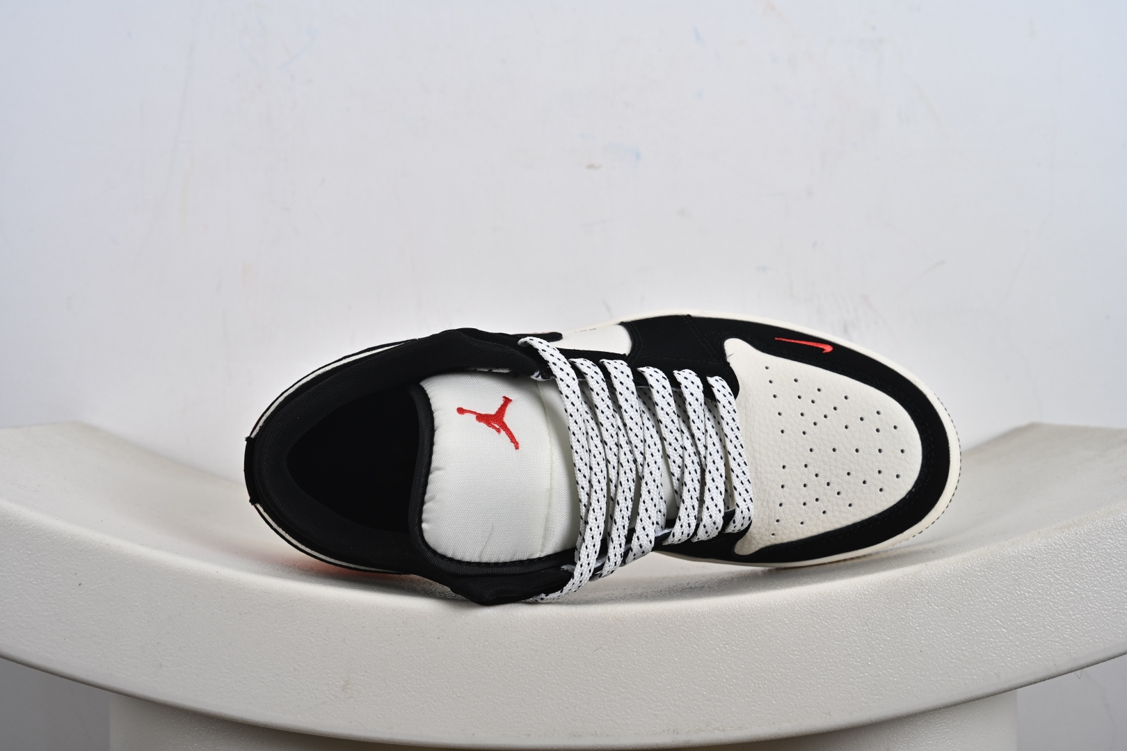 260 Nike Jordan Air Jordan 1 “川久保玲联名——米黑红” 高端定制 乔丹低帮休闲板鞋 LJ8888-005