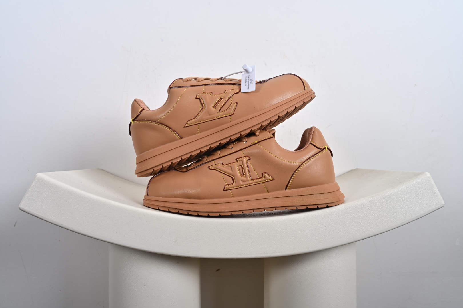 260 外贸跑量专供 Ni x Louis Vuitton LV联名款 阿甘 低帮运动休闲鞋