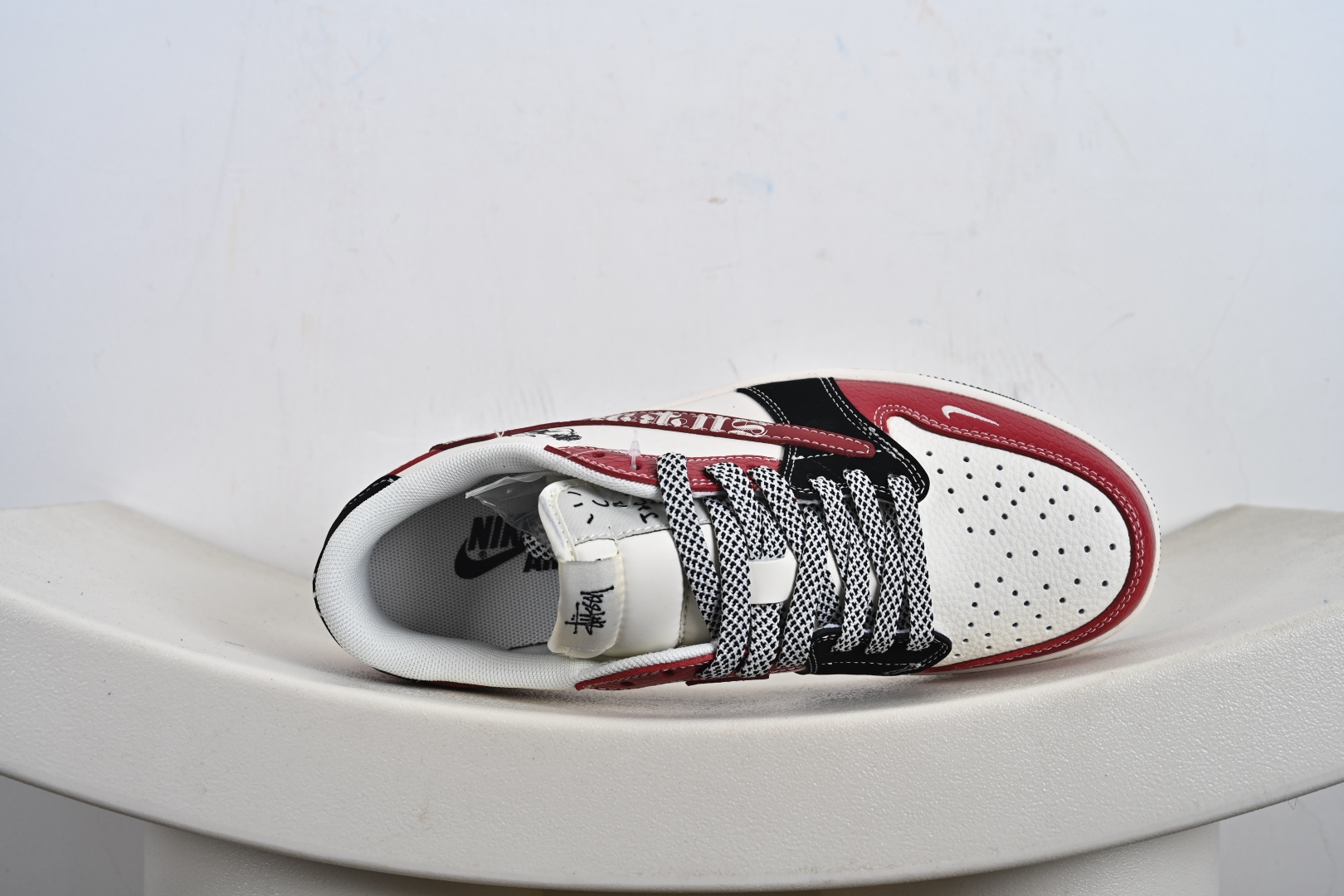 高端定制Air Jordan 1 Low AJ1 乔1 倒钩联名款 低帮复古篮球鞋 HS8068-060