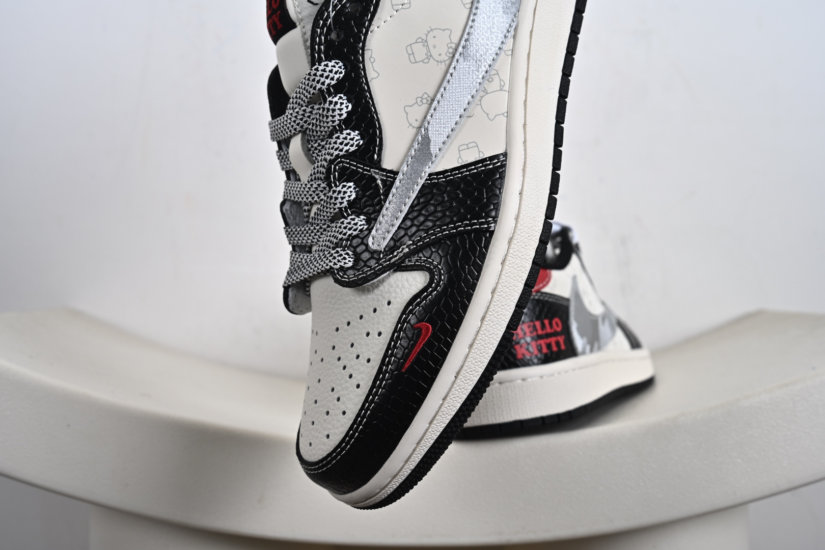 高端定制Air Jordan 1 Low AJ1 乔1 倒钩联名款 低帮复古篮球鞋 HS8068-065