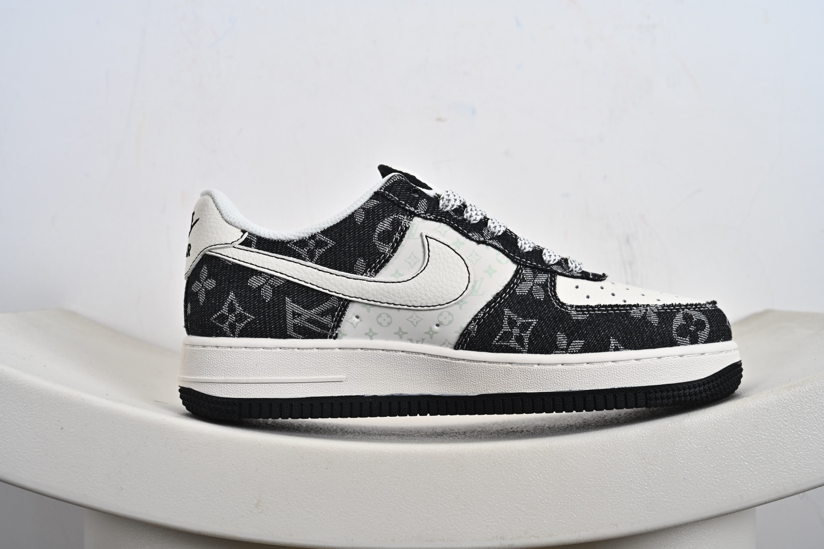 Nike Air Force 1 '07 Low “LV联名——牛仔米黑缝线”空军一号 低帮 运动鞋 MZ9588-815