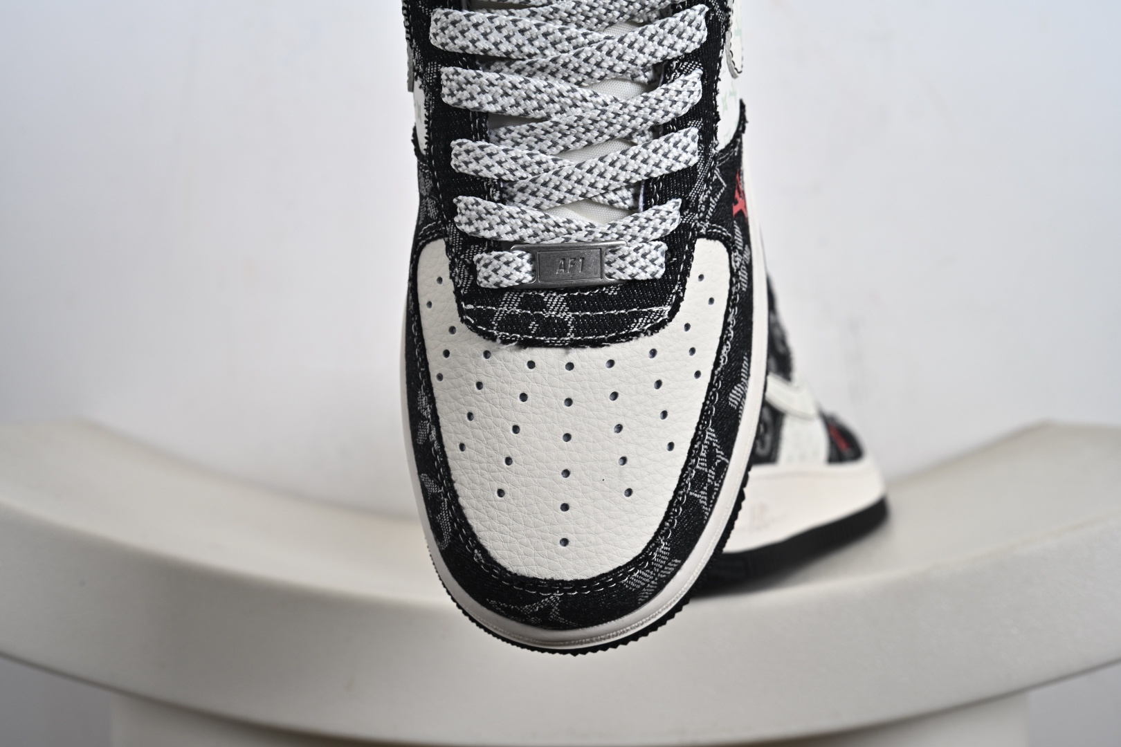 Nike Air Force 1 '07 Low “LV联名——牛仔米黑缝线”空军一号 低帮 运动鞋 MZ9588-815