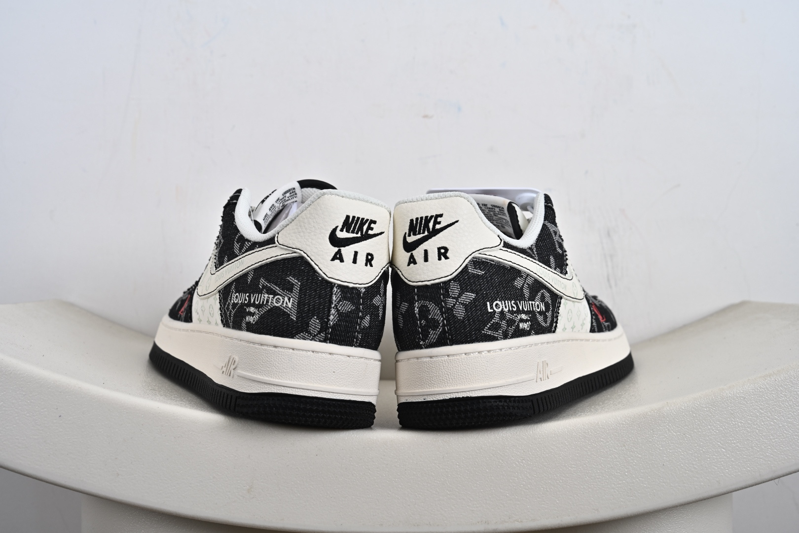 Nike Air Force 1 '07 Low “LV联名——牛仔米黑缝线”空军一号 低帮 运动鞋 MZ9588-815