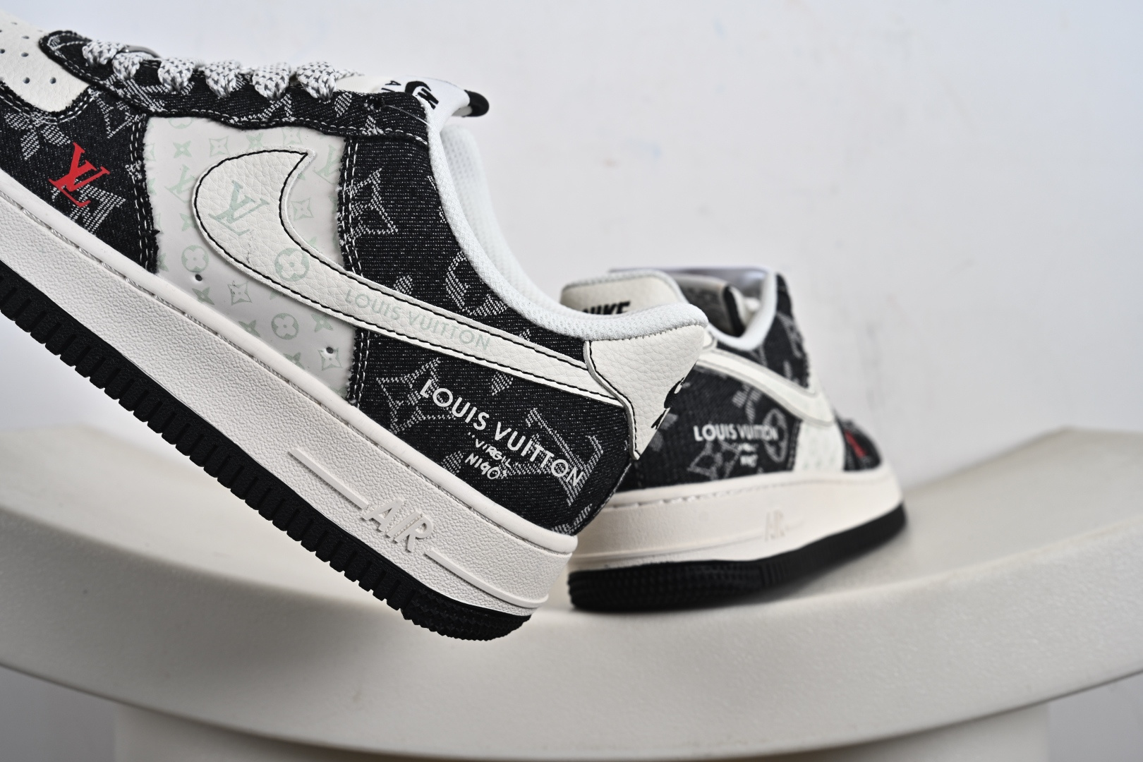 Nike Air Force 1 '07 Low “LV联名——牛仔米黑缝线”空军一号 低帮 运动鞋 MZ9588-815