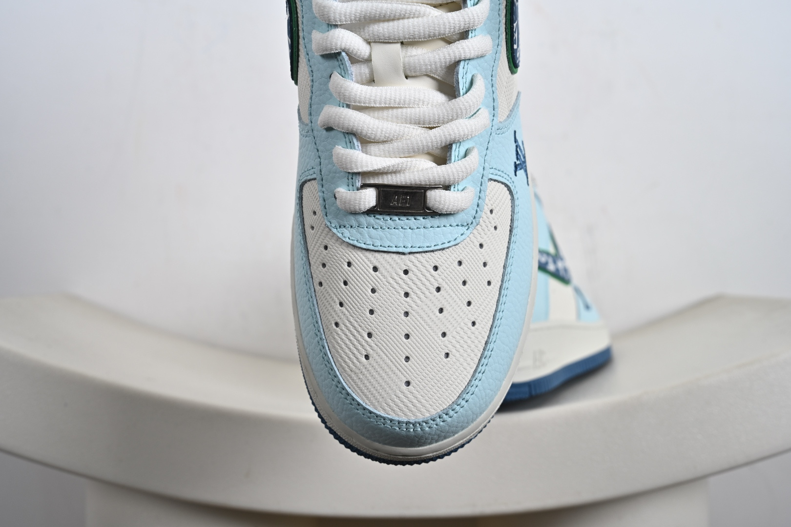 Nike Air Force 1 Low LV联名 YF9511-809