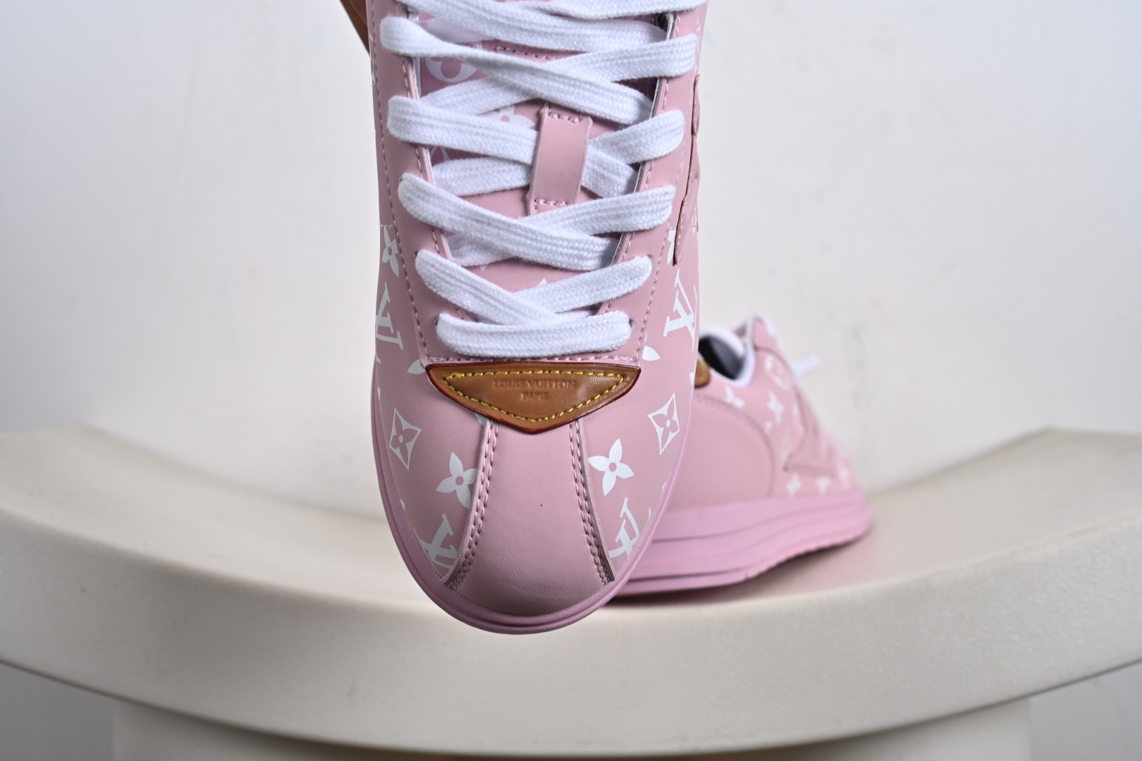 260 外贸跑量专供 Ni x Louis Vuitton LV联名款 阿甘 低帮运动休闲鞋