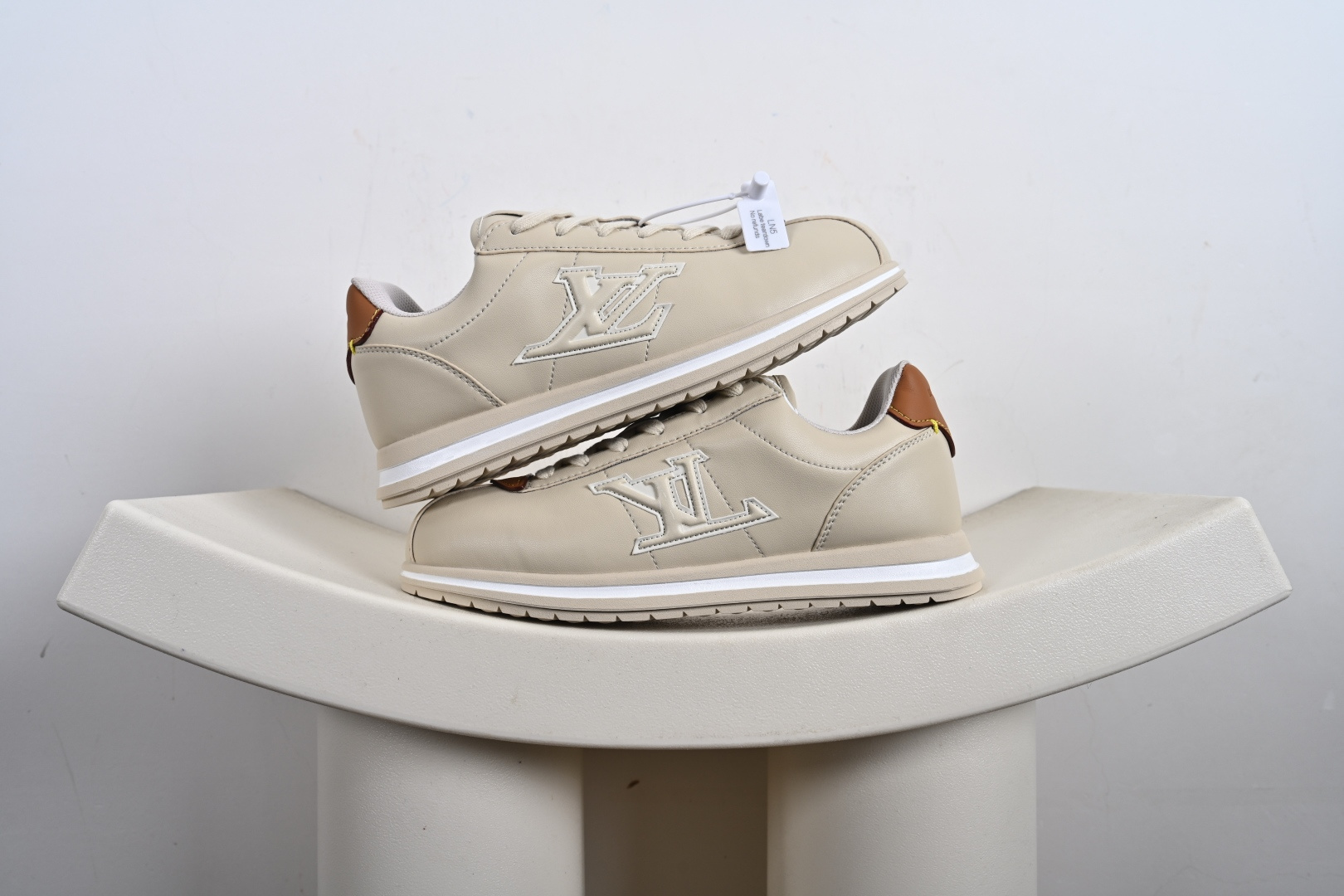 260 外贸跑量专供 Ni x Louis Vuitton LV联名款 阿甘 低帮运动休闲鞋