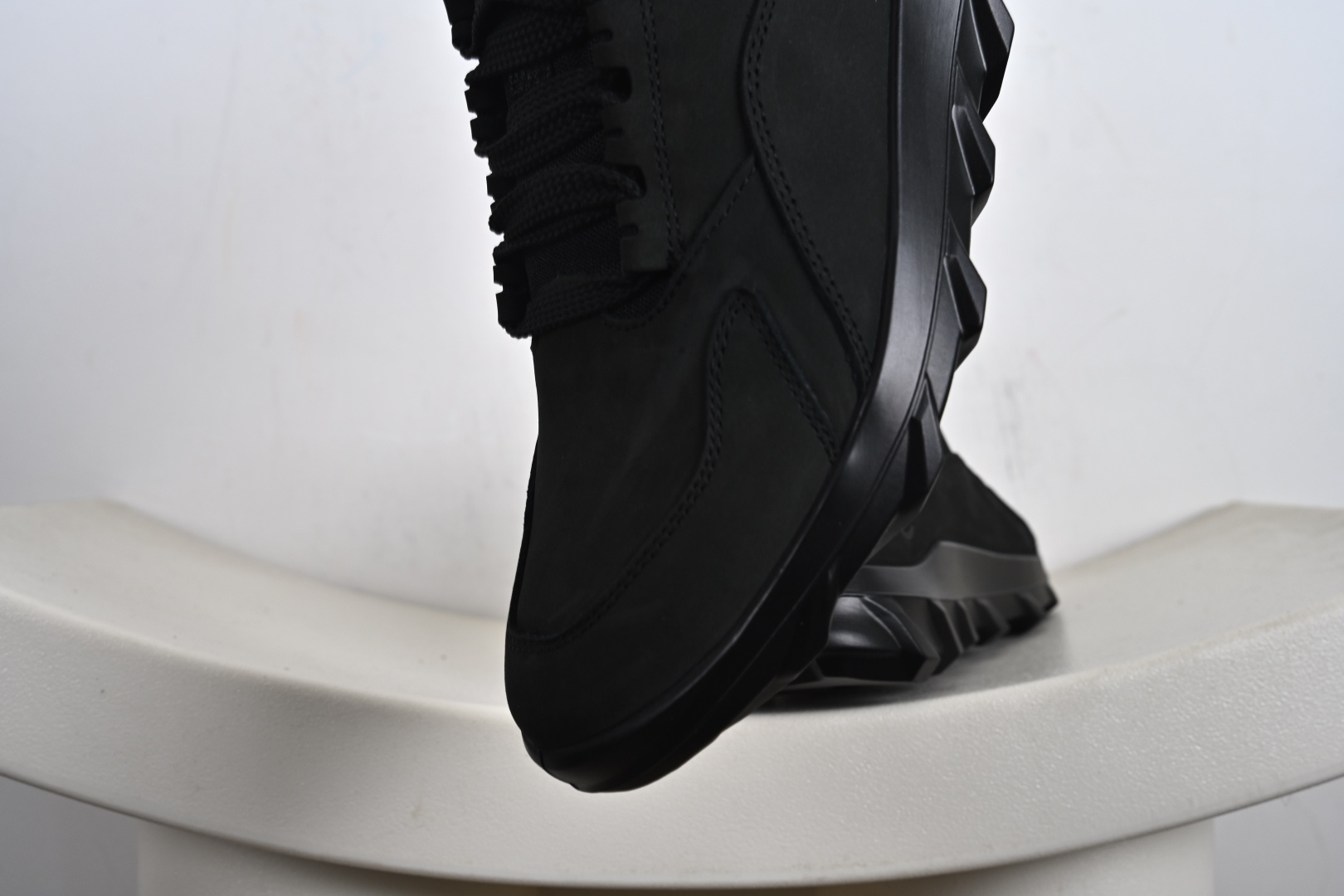 220 Ecco/爱步#820314 头层磨砂牛皮经典和现代工艺品质融合 精选小牛皮面料 百搭休闲老爹健步鞋