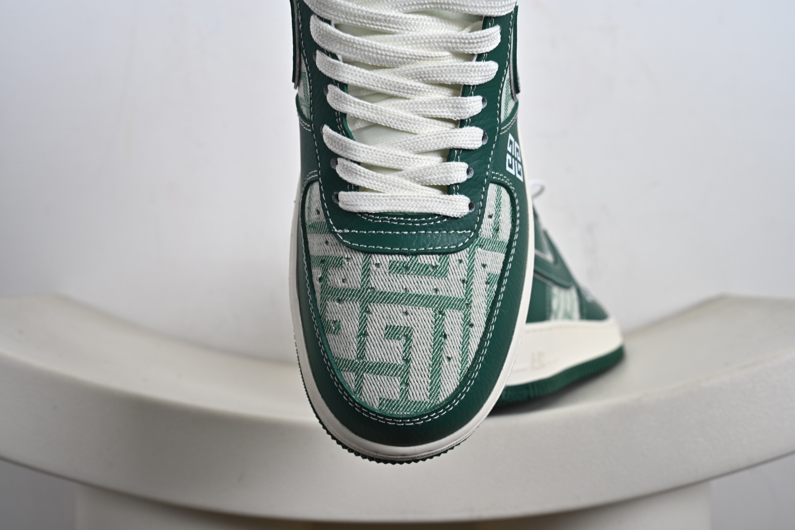 Givenchy x NK Air Force 1 Low 纪梵希 x 耐克 空军一号 低帮 联名绿色 DK0188-088