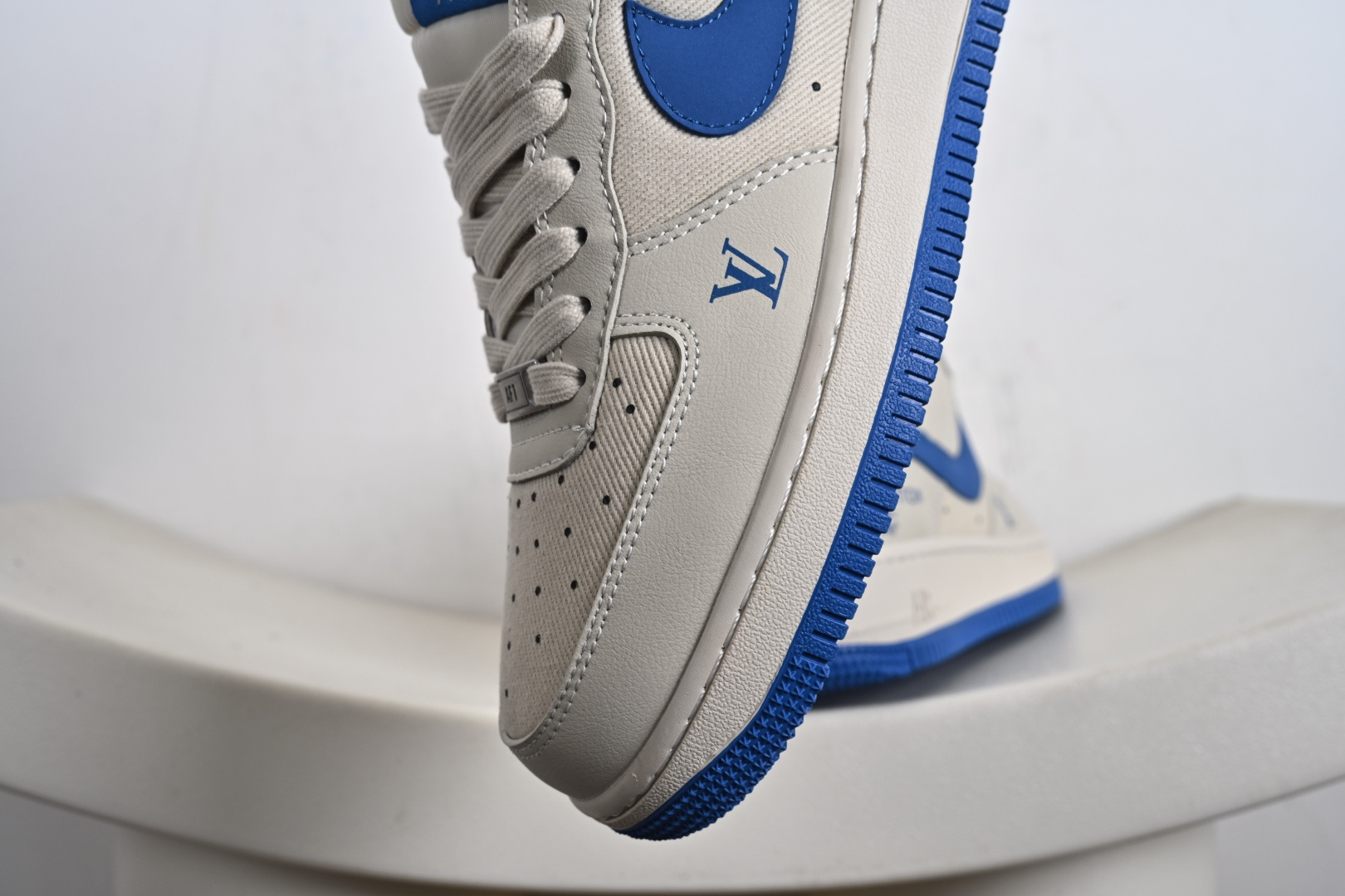 NK Air Force 1 Low 空军一号 低帮 联名奶白蓝 QW5836-025