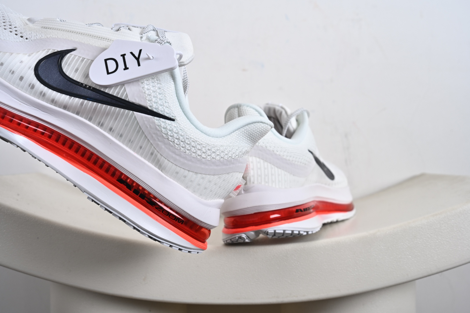 Nike Air Zoom NIKE PEGASUS PREMIUM耐克 新款气垫缓震休闲跑步鞋 HQ2592-002