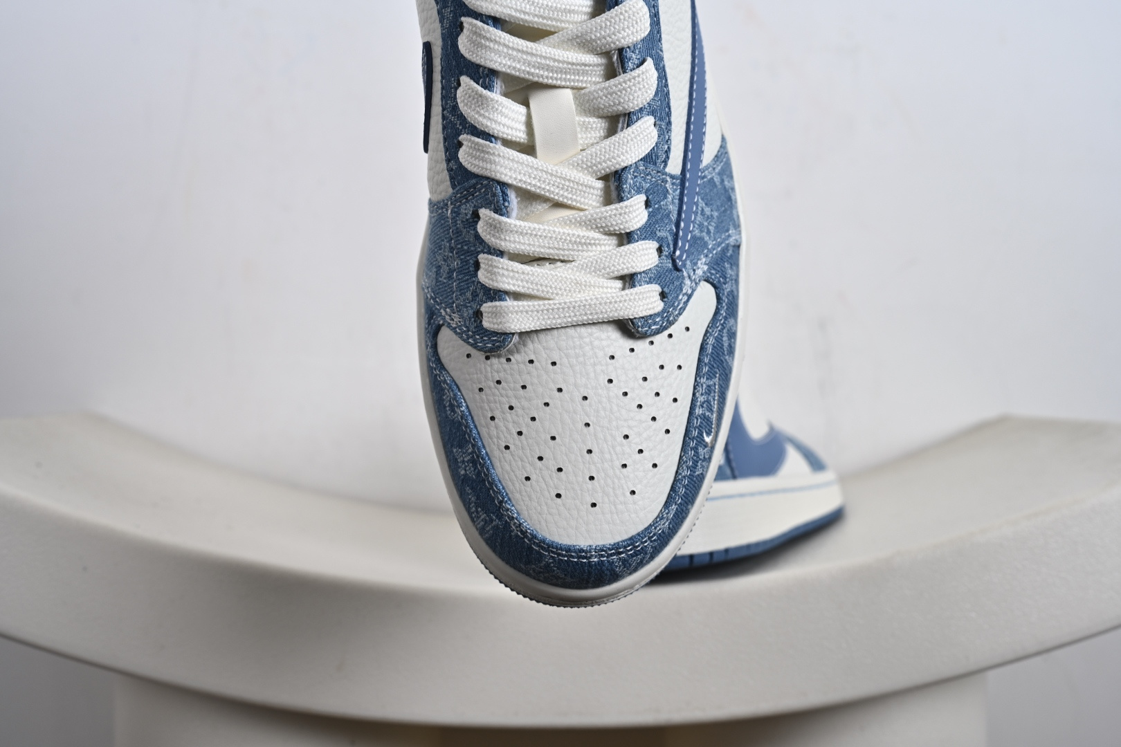 Travis Scott x Fragment Design x Air Jordan 1 Low SP AJ1 乔1 LV联名 天空蓝牛仔 低帮文化休闲板鞋 SC0601-056