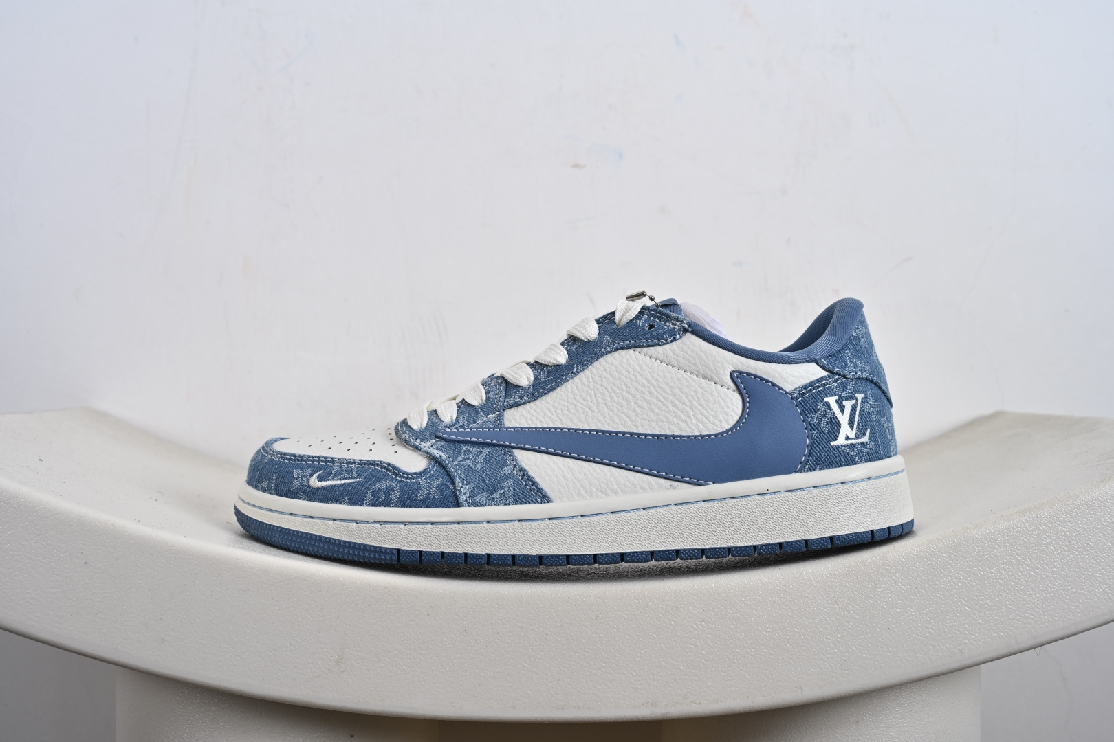 Travis Scott x Fragment Design x Air Jordan 1 Low SP AJ1 乔1 LV联名 天空蓝牛仔 低帮文化休闲板鞋 SC0601-056