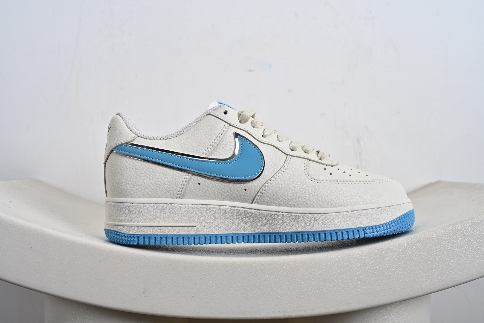 NIke Air Force 1 '07 Low 空军一号低帮 运动鞋 休闲鞋 BZ6880-106