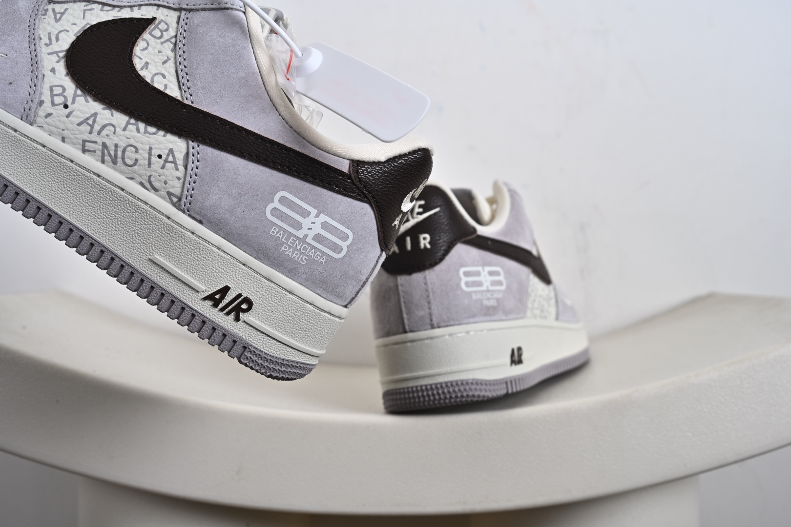 240 Nike Air Force 1'07 Low 巴黎世家联名 白棕 空军一号低帮休闲板鞋 YF9511-806