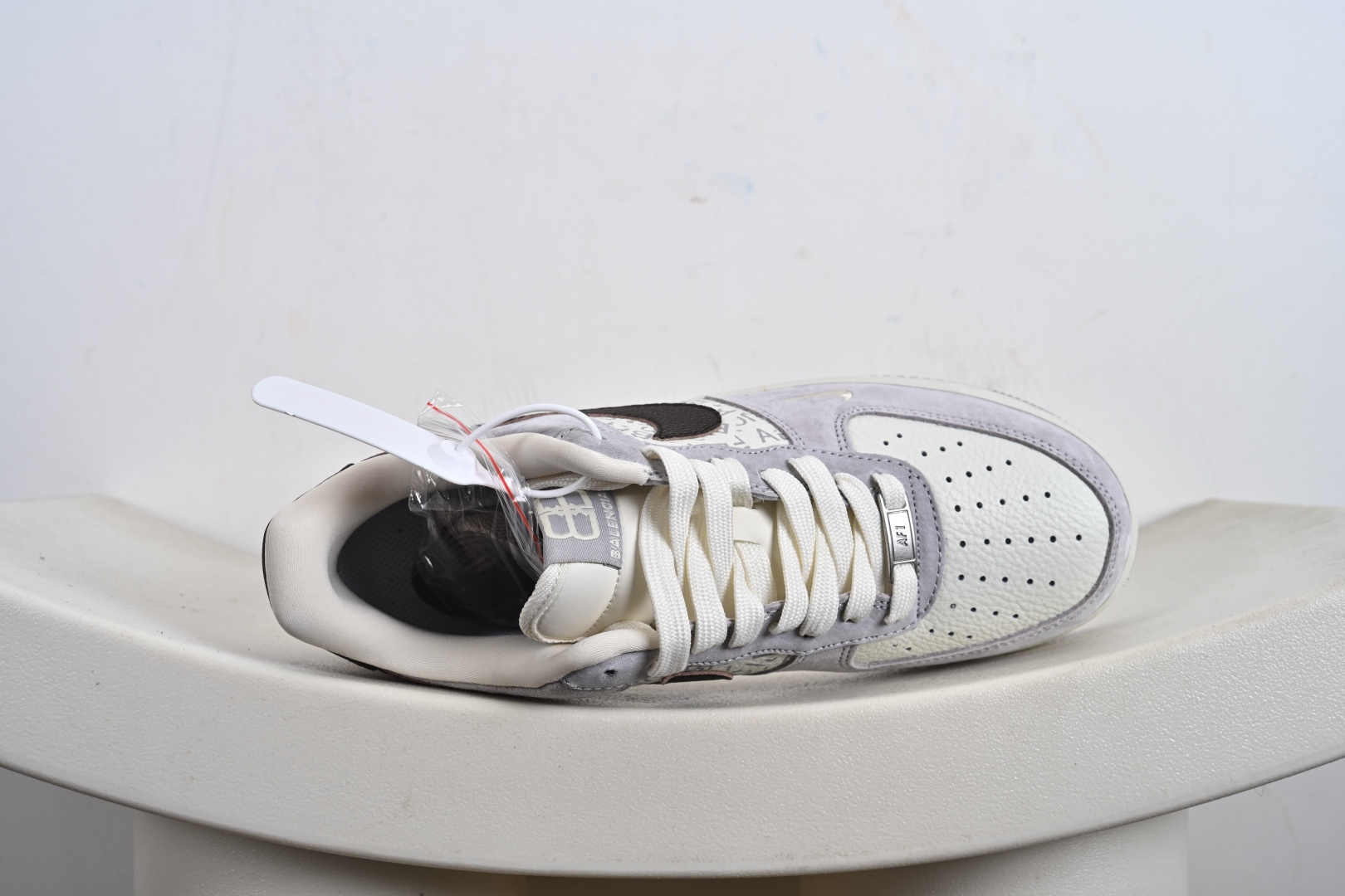 240 Nike Air Force 1'07 Low 巴黎世家联名 白棕 空军一号低帮休闲板鞋 YF9511-806