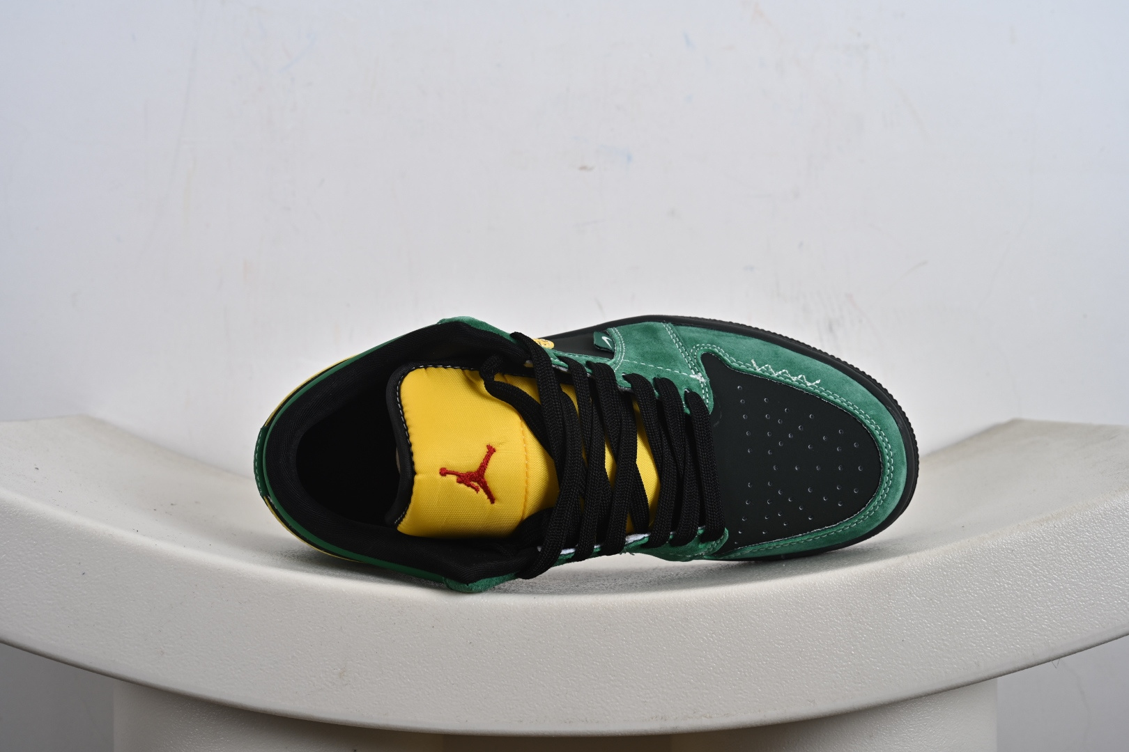 Nike Air Jordan 1 Low AJ1乔1低帮休闲板鞋 LR8888-011