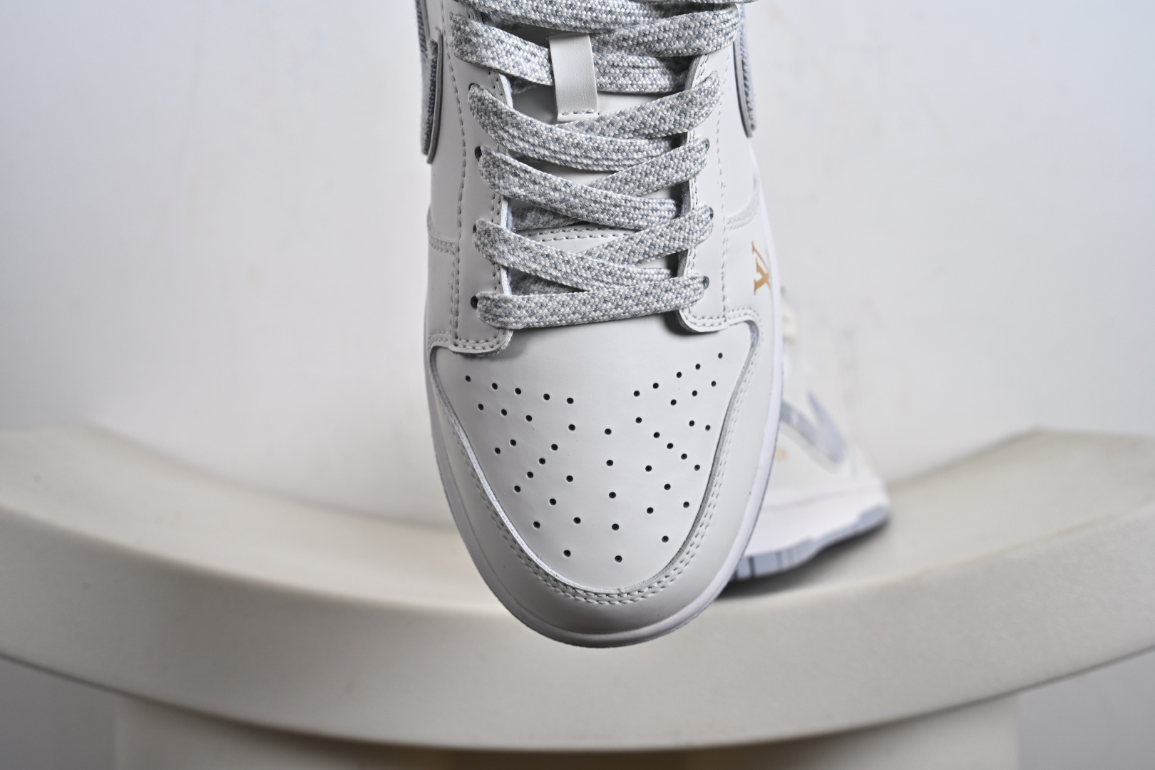 Nike SB Dunk Low LV联名 灰牛仔勾 周年高端定制 低帮休闲板鞋 CS1688-126