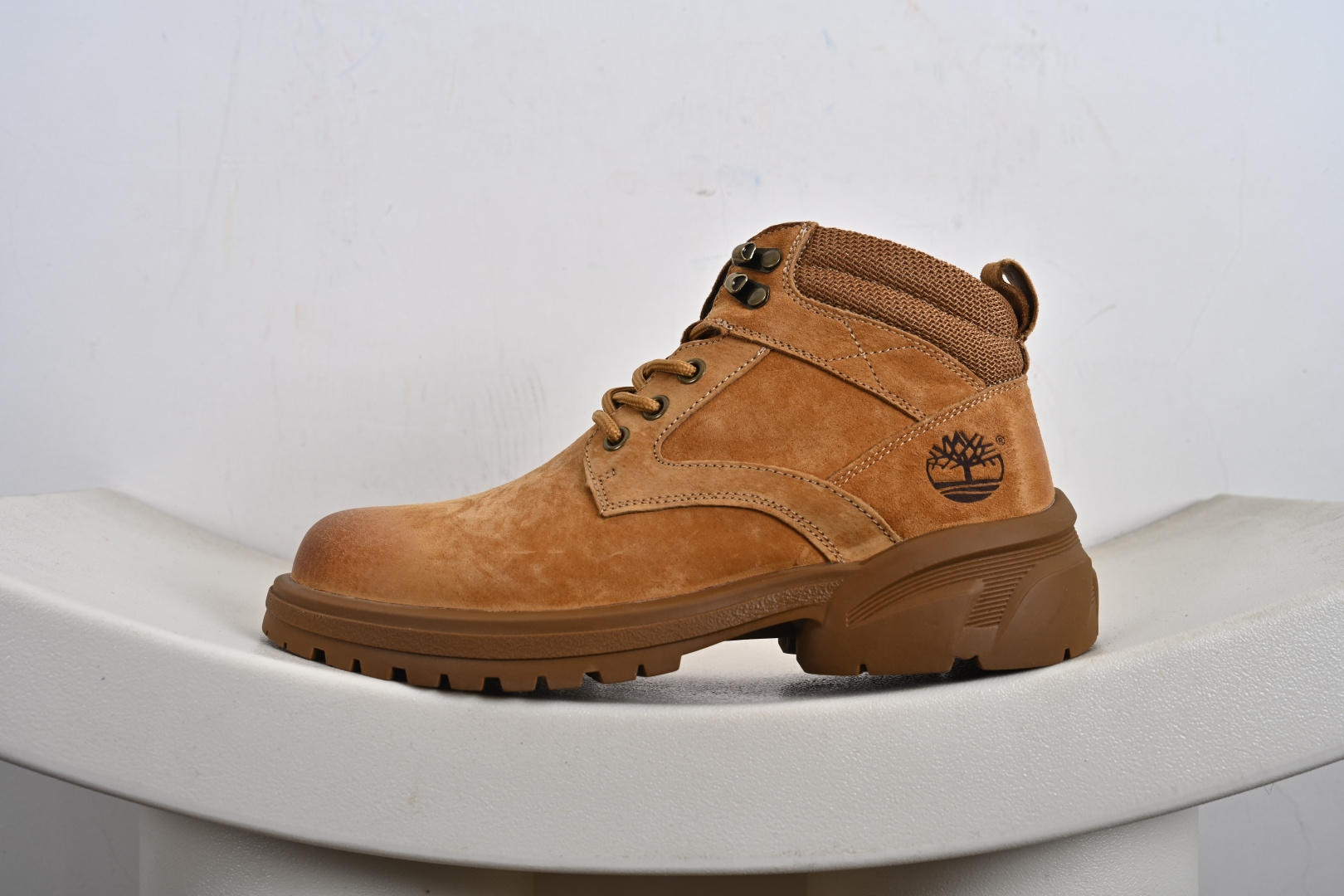 260 Timberland添柏岚/天伯伦户外中帮休闲大黄靴系列 TB10088-Chinese UA Cheap High Quatity Brand Clothes Bags handbags Sneakers wholesale wholesaler seller from China Factory suppliers Fashion Clothing Shoes best Quality Beautiful Price 260 Timberland添柏岚/天伯伦户外中帮休闲大黄靴系列 TB10088