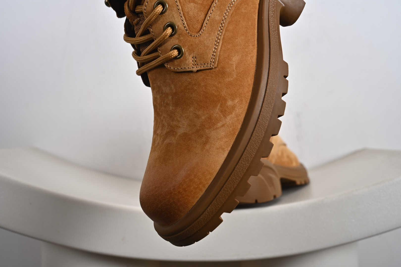 260 Timberland添柏岚/天伯伦户外中帮休闲大黄靴系列 TB10088-Chinese UA Cheap High Quatity Brand Clothes Bags handbags Sneakers wholesale wholesaler seller from China Factory suppliers Fashion Clothing Shoes best Quality Beautiful Price 260 Timberland添柏岚/天伯伦户外中帮休闲大黄靴系列 TB10088