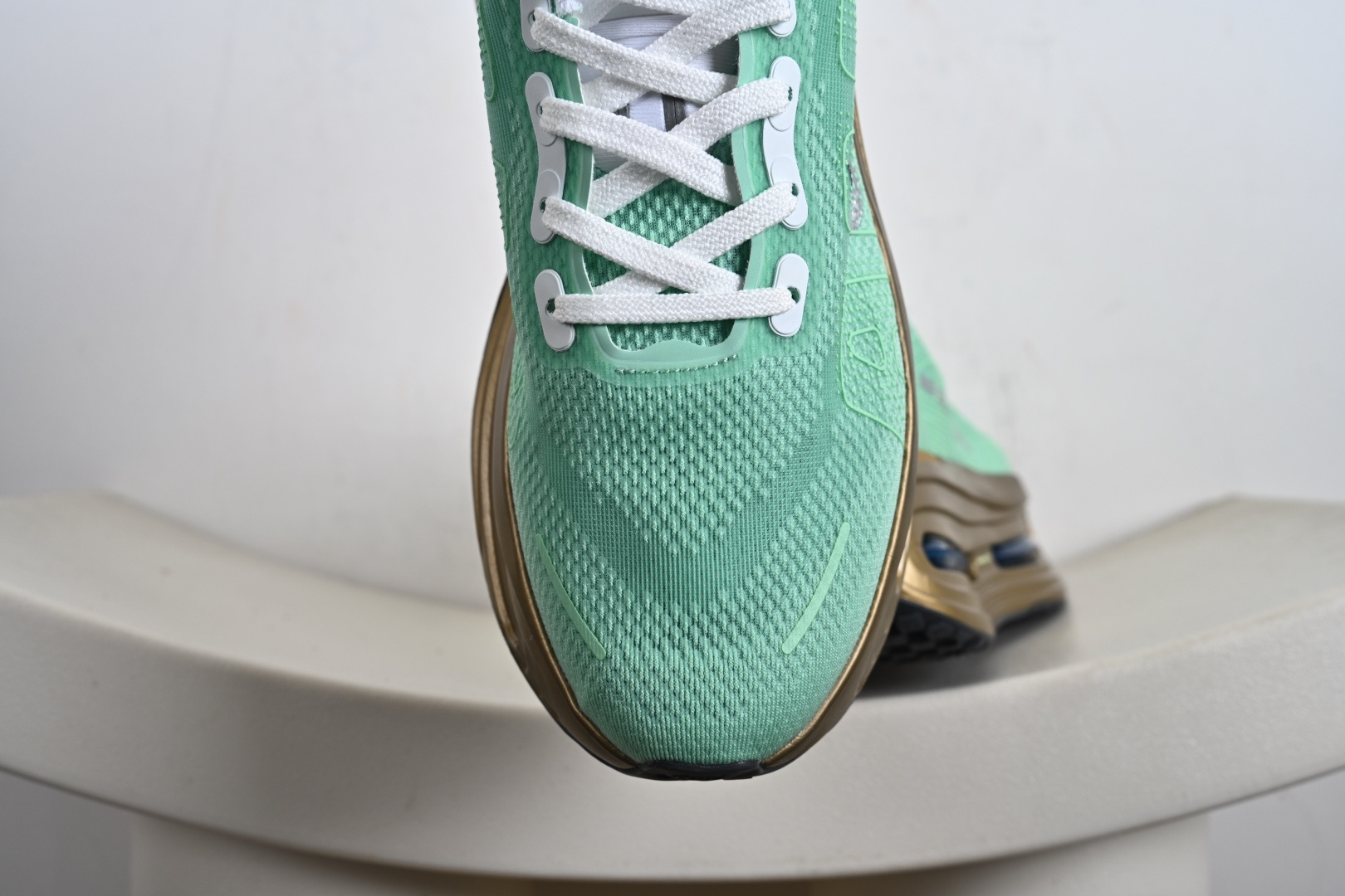 Nike ZOOM PREMIUM 耐克 飞马 舒适减震防滑 低帮跑步鞋全掌ReactX泡绵中底 FN8453-011