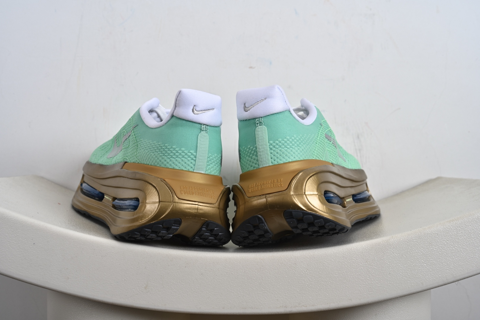 Nike ZOOM PREMIUM 耐克 飞马 舒适减震防滑 低帮跑步鞋全掌ReactX泡绵中底 FN8453-011