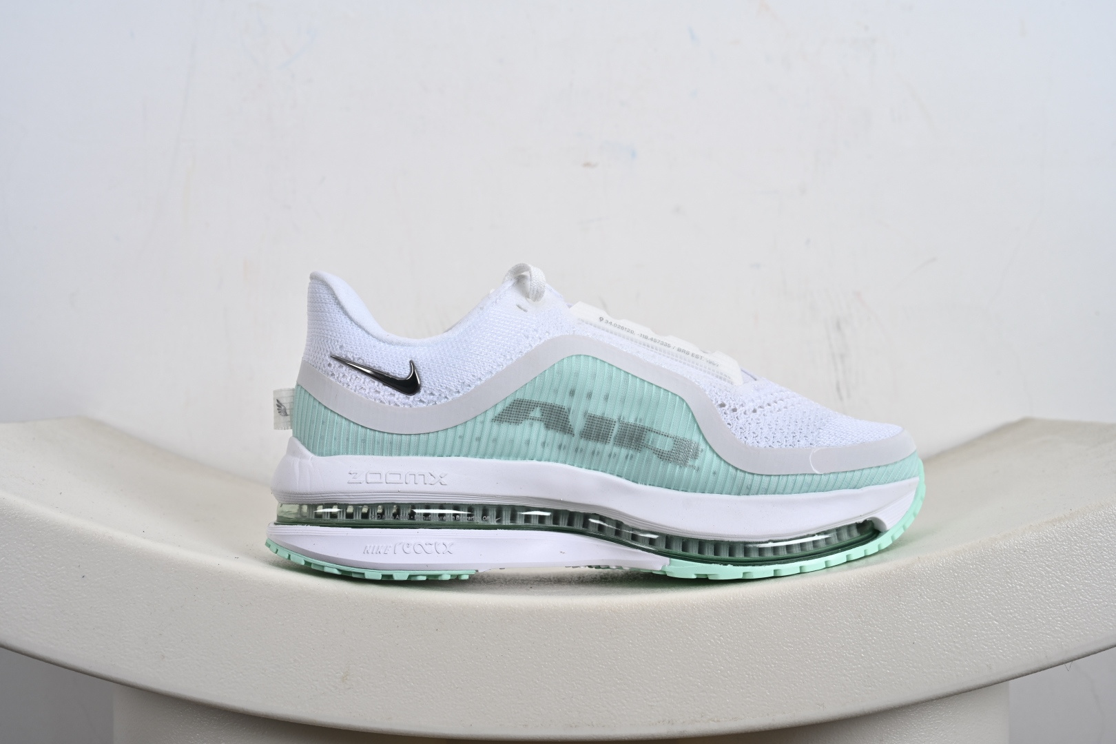 Nike Air Zoom Pegasus Premium 耐克网面全掌气垫缓震跑鞋 HQ2593-103