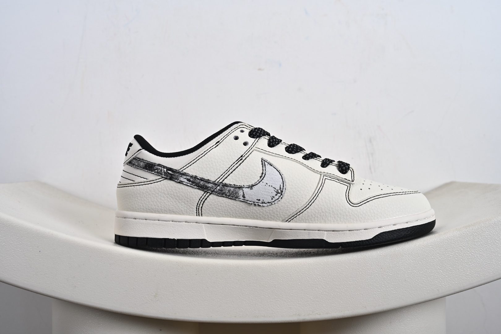 260 Nike SB Dunk Low 高端定制联名 JP1628-027