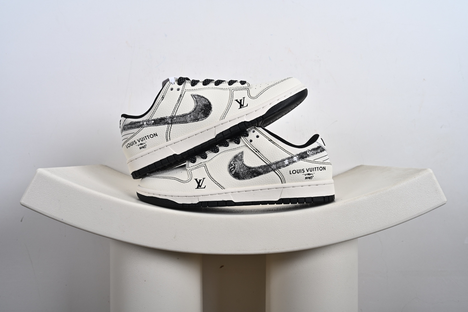 260 Nike SB Dunk Low 高端定制联名 JP1628-027