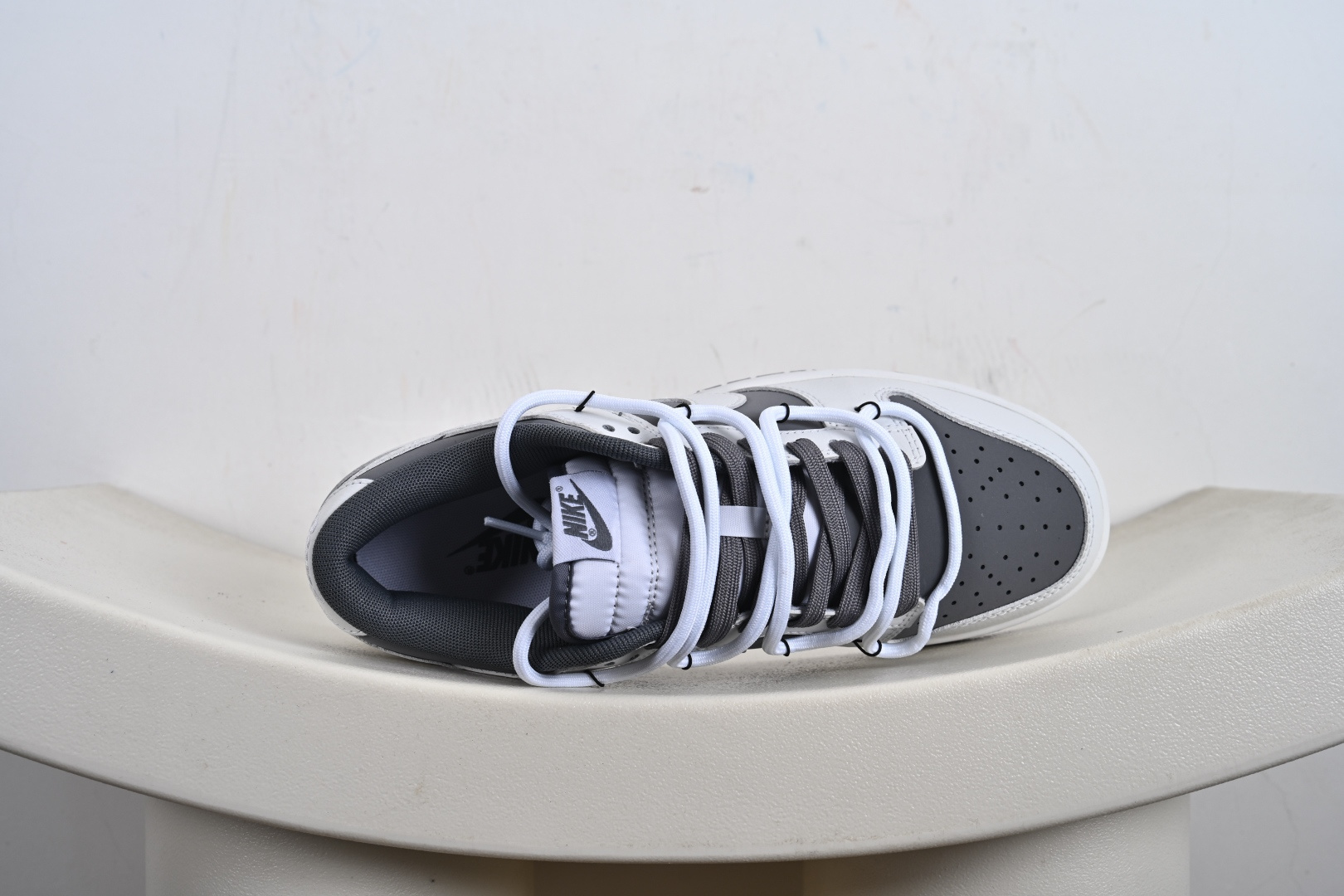 Nike Dunk Low 封狼居胥 白灰 当白与灰化作鞋身主调 WG0528-111