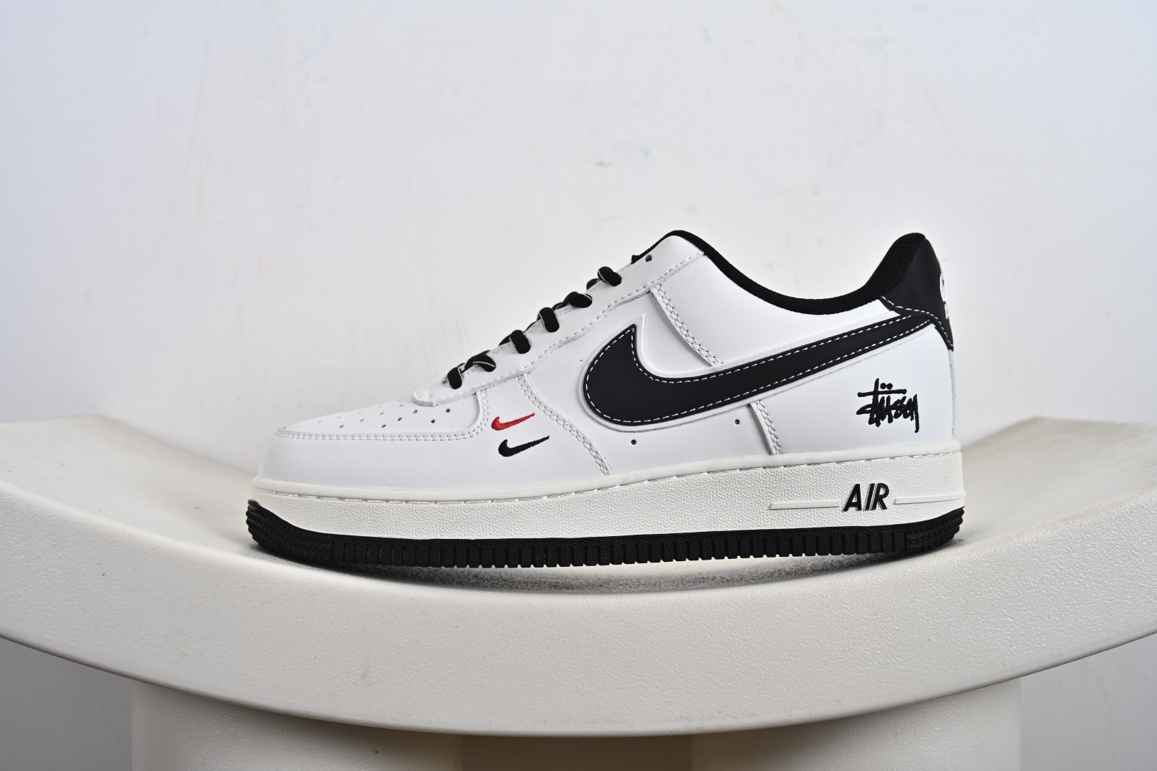Nike Air Force 1'07 Low 斯图西联名 米黑勾黑底 空军一号低帮休闲板鞋 CS5288-037