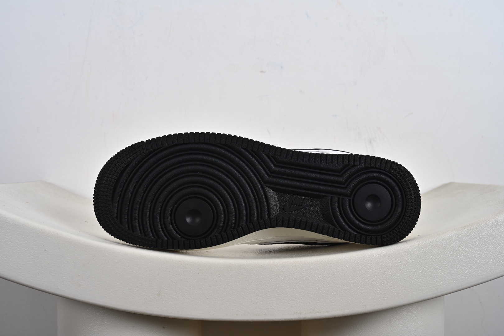 Nike Air Force 1'07 Low 斯图西联名 米黑勾黑底 空军一号低帮休闲板鞋 CS5288-037