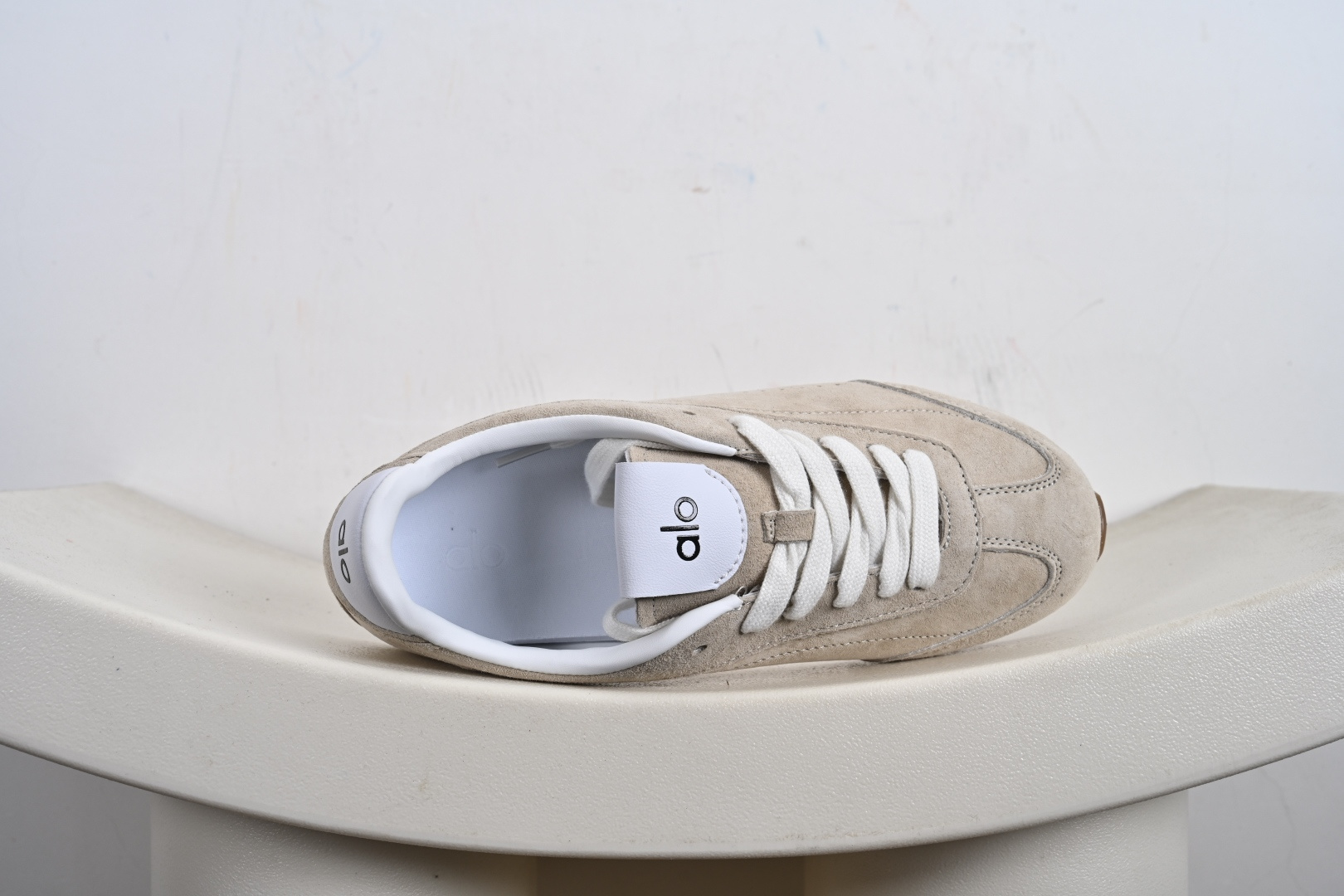 200 Alo Yoga Sunset Sneaker 徳训生活休闲鞋 黑色 A0891U-Black A0891U_CREAM-Chinese UA Cheap High Quatity Brand Clothes Bags handbags Sneakers wholesale wholesaler seller from China Factory suppliers Fashion Clothing Shoes best Quality Beautiful Price 200 Alo Yoga Sunset Sneaker 徳训生活休闲鞋 黑色 A0891U-Black A0891U_CREAM