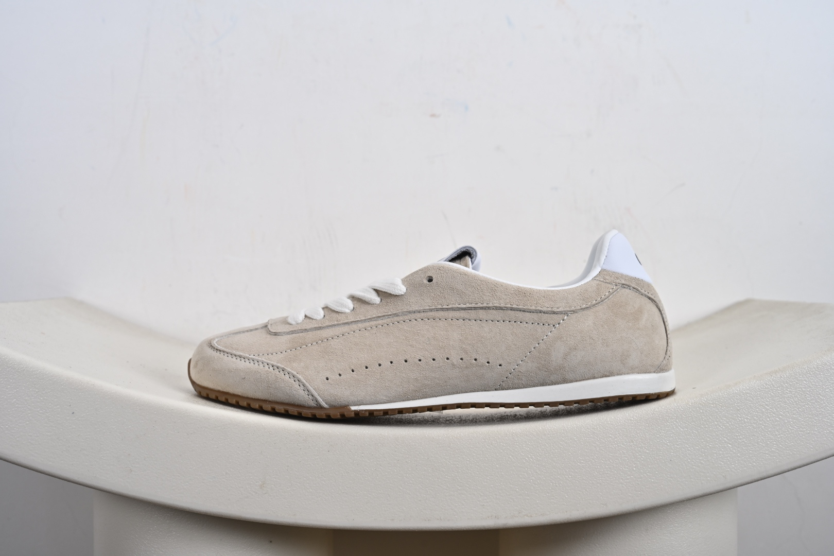 200 Alo Yoga Sunset Sneaker 徳训生活休闲鞋 黑色 A0891U-Black A0891U_CREAM-Chinese UA Cheap High Quatity Brand Clothes Bags handbags Sneakers wholesale wholesaler seller from China Factory suppliers Fashion Clothing Shoes best Quality Beautiful Price 200 Alo Yoga Sunset Sneaker 徳训生活休闲鞋 黑色 A0891U-Black A0891U_CREAM