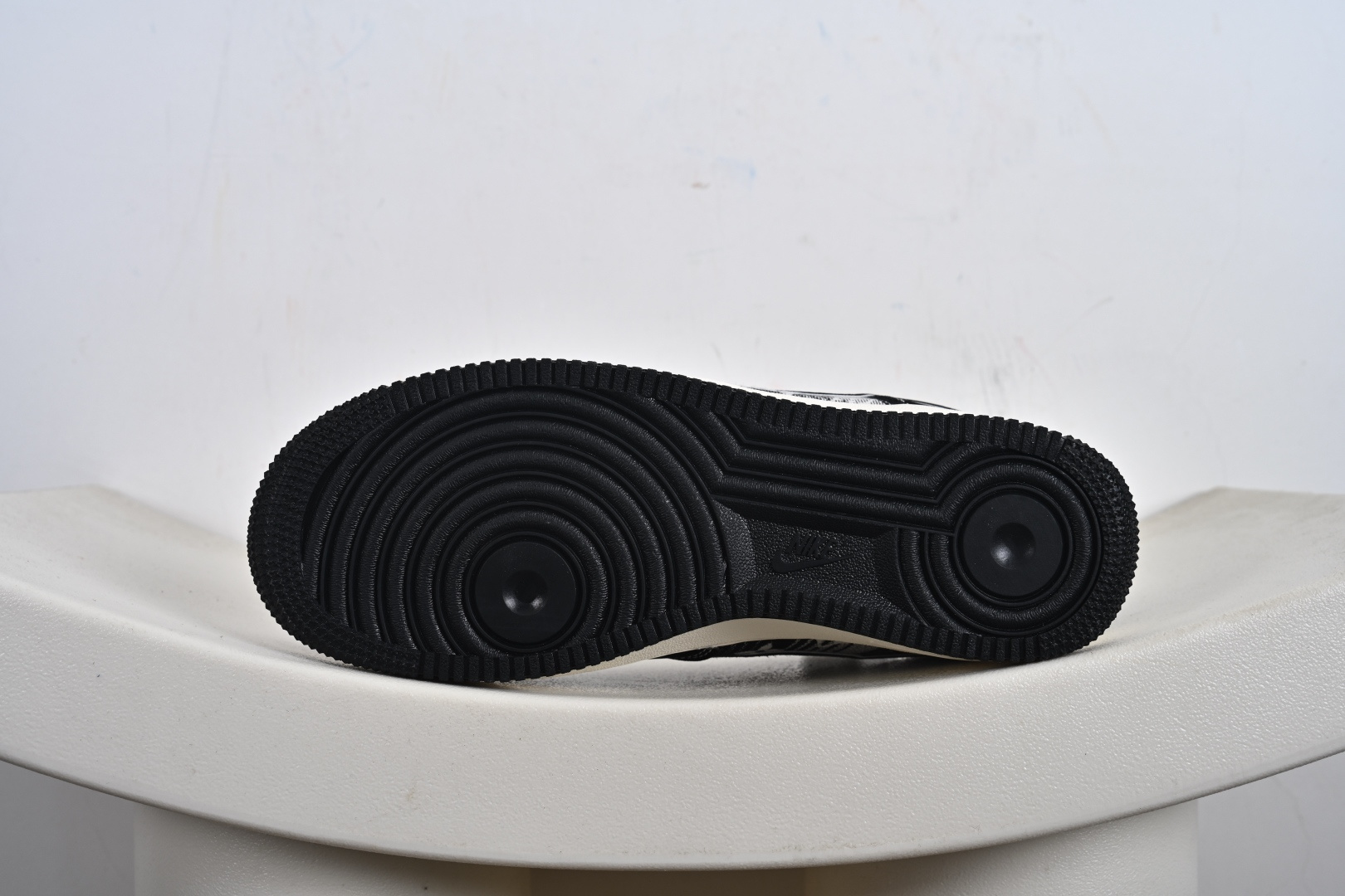 高端定制Nike Air Force 1 '07 Low “路易威登LV联名--- 黑灰格子帆布印花” 高端定制 低帮休闲板鞋 XL1979-108-莆田鞋,莆田鞋货源,高仿鞋,高仿鞋货源,安福档口,莆田高仿鞋,莆田鞋批发,高仿鞋批发,莆田高仿运动鞋,高仿运动鞋,莆田运动鞋 高端定制Nike Air Force 1 '07 Low “路易威登LV联名--- 黑灰格子帆布印花” 高端定制 低帮休闲板鞋 XL1979-108