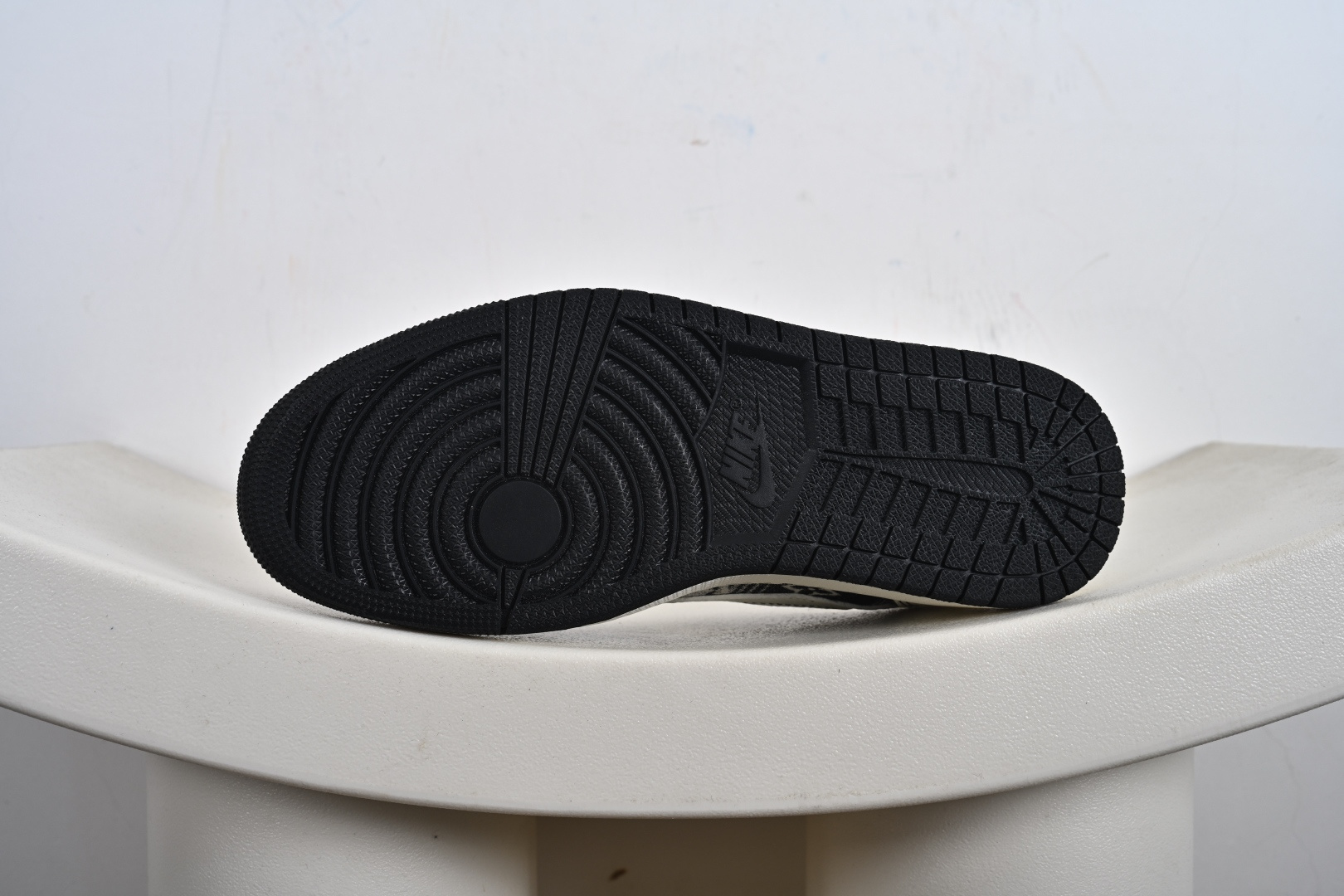 Travis Scott x Fragment Design x Air Jordan 1 Low SP AJ1 乔1 LV联名 黑白牛仔 低帮文化休闲板鞋 SC0601-052