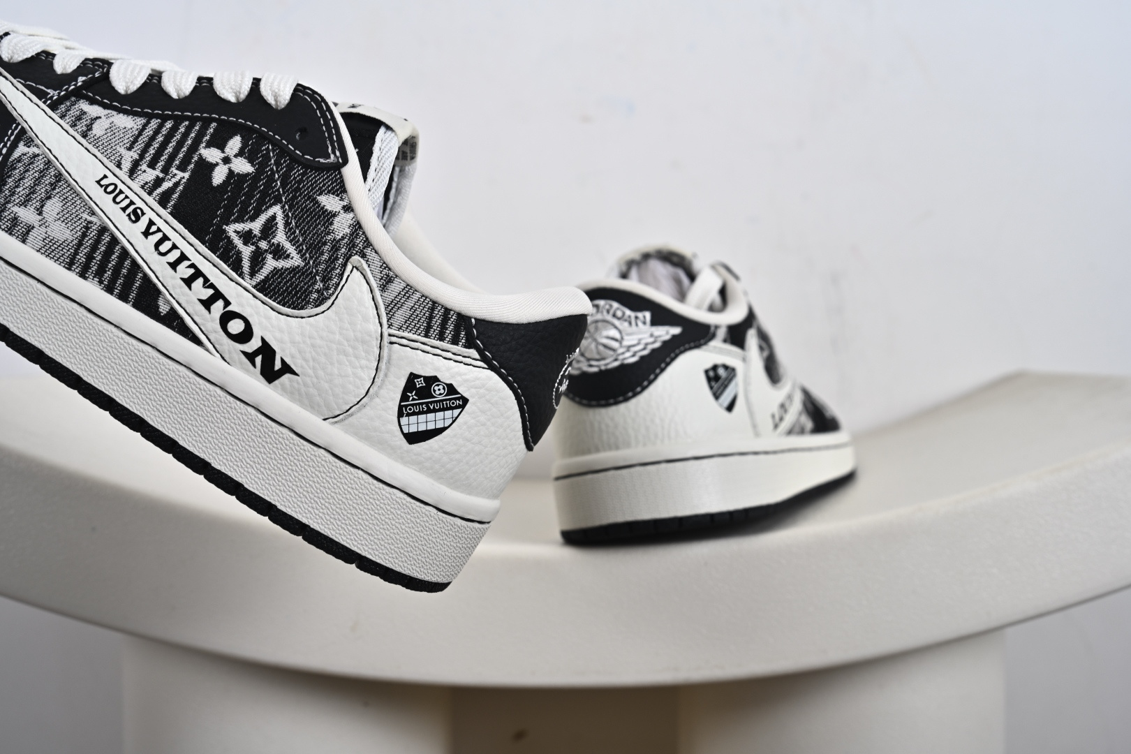 Travis Scott x Fragment Design x Air Jordan 1 Low SP AJ1 乔1 LV联名 黑白牛仔 低帮文化休闲板鞋 SC0601-052
