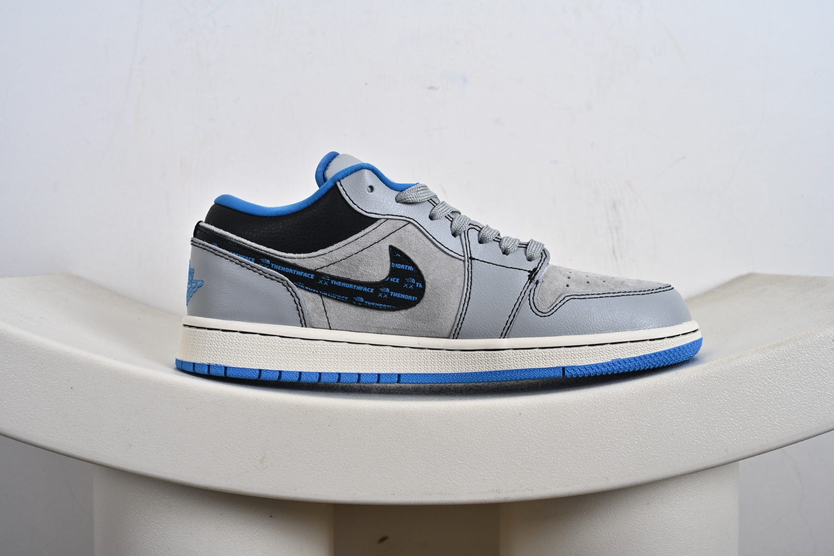 高端定制Air Jordan 1 Low AJ1 乔1 “北面联名---灰蓝猪八”高端定制 低帮复古篮球鞋 LD2025-002