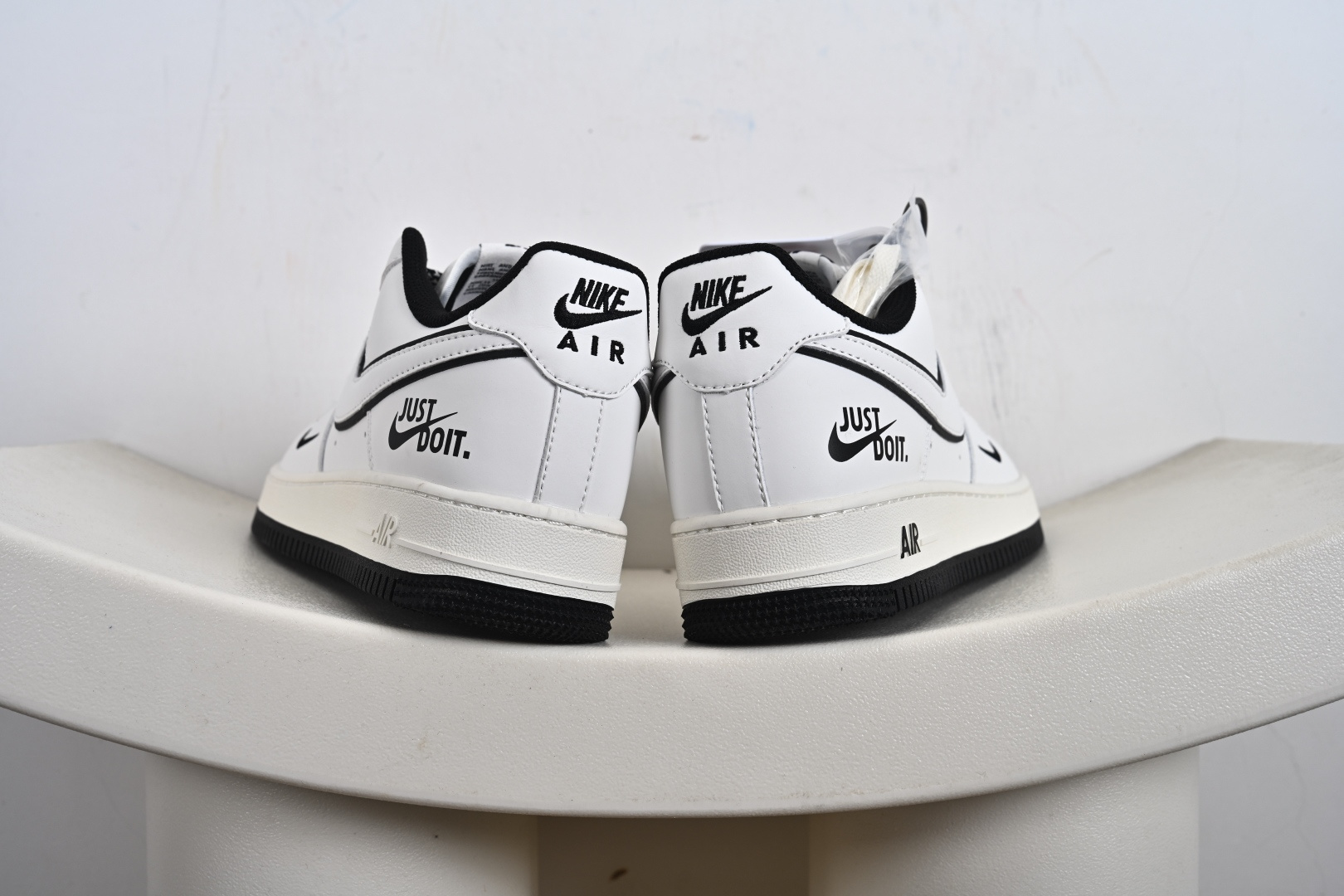 Nike Air Force 1'07 Low ”Justdoit” 白黑小勾 空军一号低帮休闲板鞋 CS5288-038